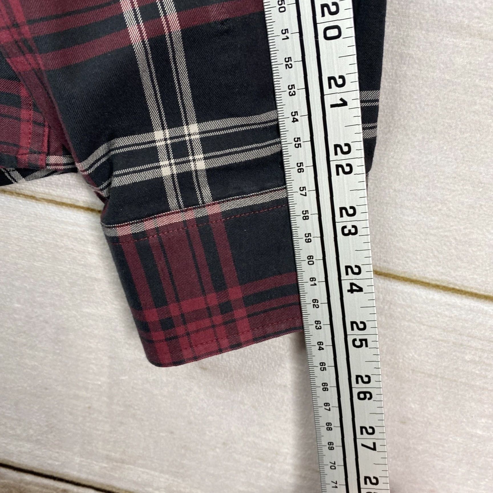 Orvis Orvis Shirt Mens M Red Black Plaid Button Down Long Sleeve Pocket Heavy Cotton Size US M / EU 48-50 / 2 - 6 Thumbnail