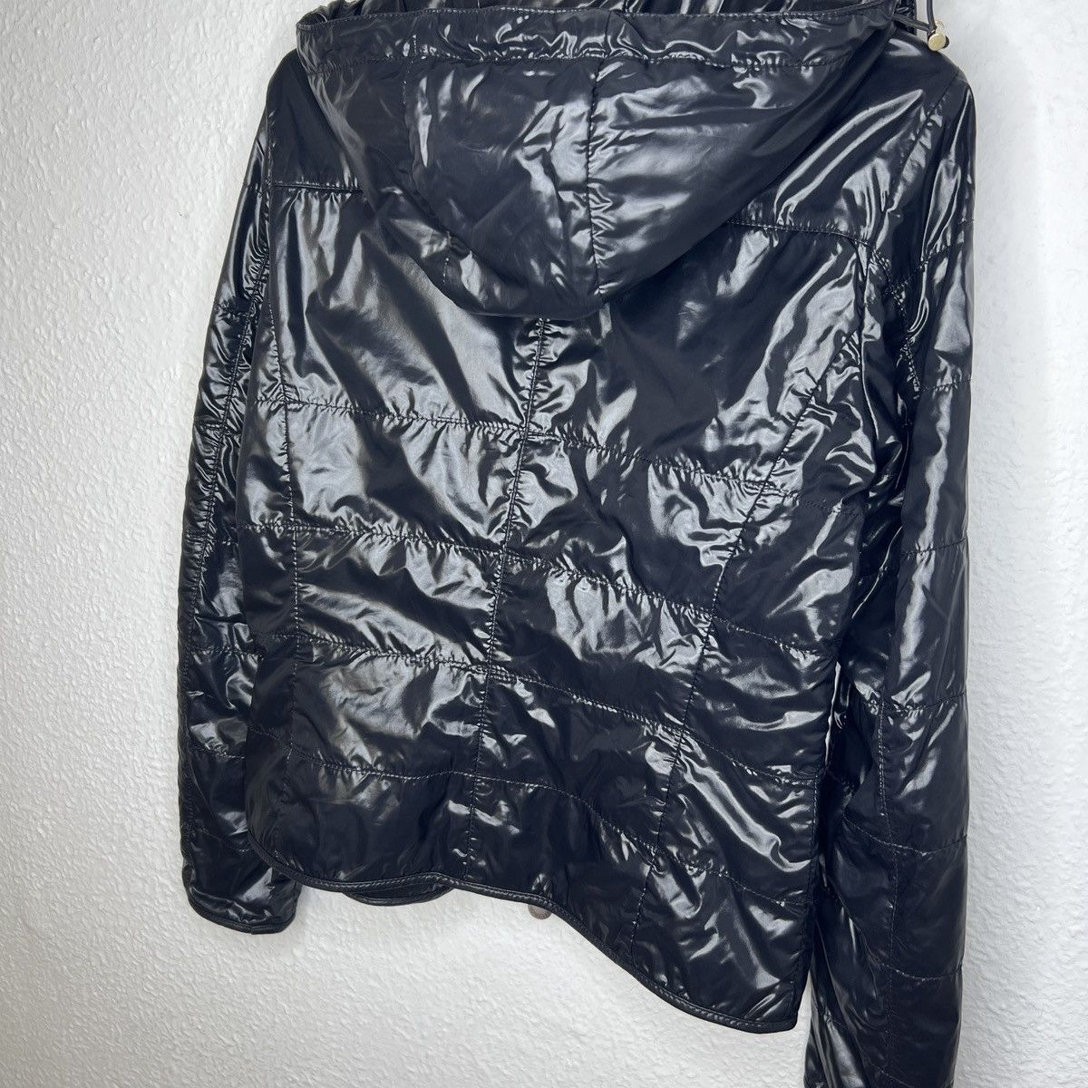 Moncler Moncler Shiny Nylon Black Jacket Big Badge Patch Logo Size M / US 6-8 / IT 42-44 - 14 Thumbnail