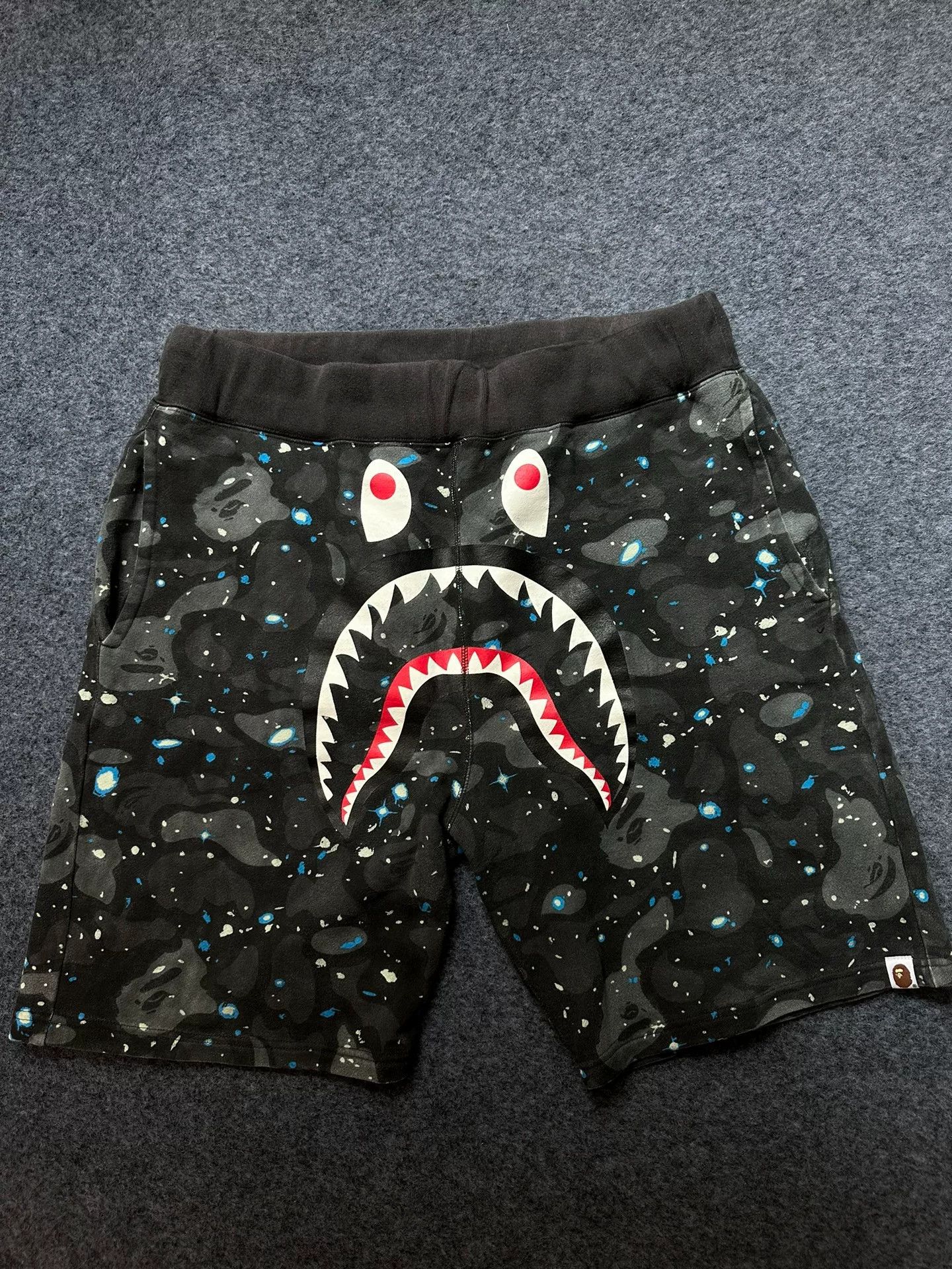 Bape Bape X Multi Shark Shorts Designer Size US 38 / EU 54 - 1 Thumbnail