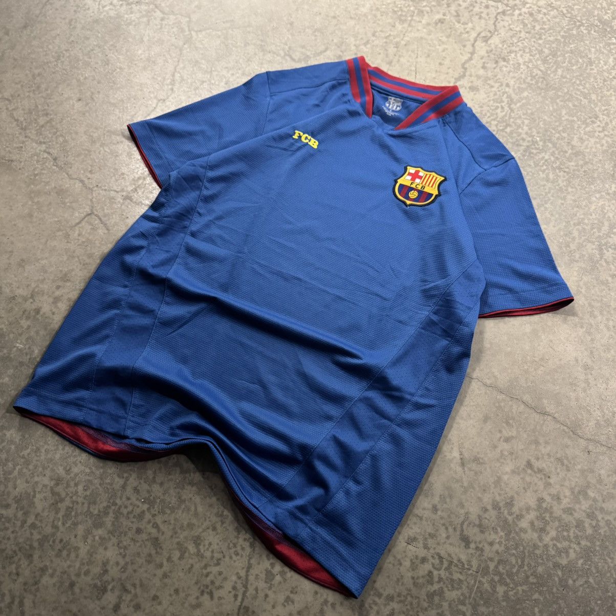 Vintage FC Barcelona Blue Soccer Jersey S Size US S / EU 44-46 / 1 - 2 Thumbnail
