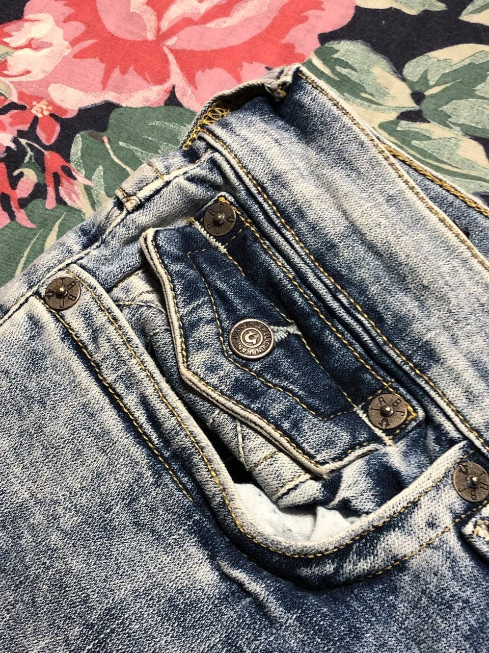 True Religion True Religion Shorts Size US 32 / EU 48 - 14 Thumbnail