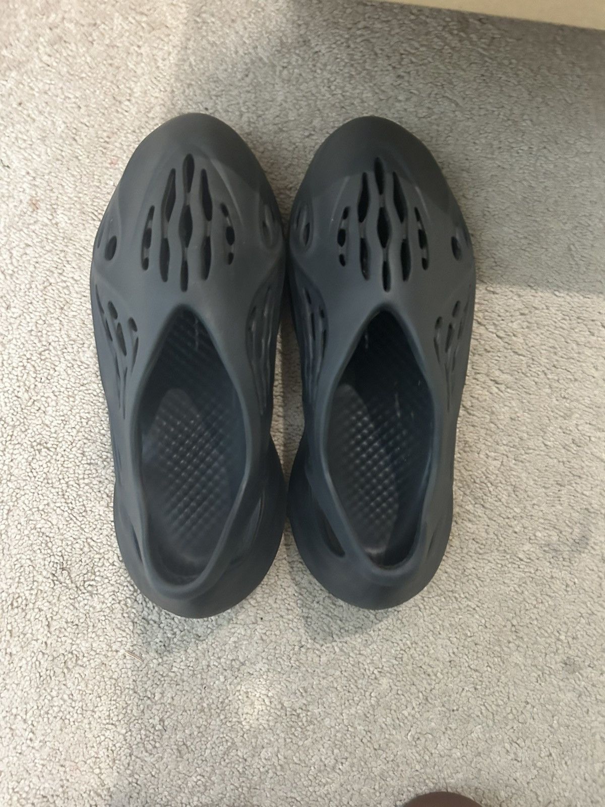 Adidas Onyx Foamrunners Size 11 Size US 11 / EU 44 - 3 Thumbnail