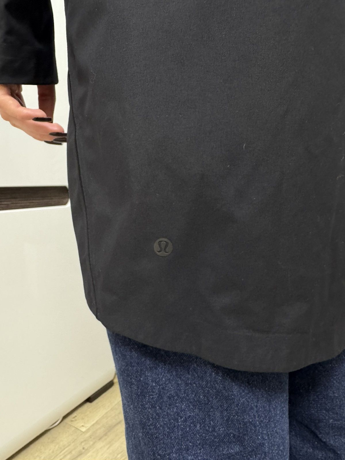 Lululemon Lululemon Rain Jacket — Size S — Excellent Condition Size S / US 4 / IT 40 - 4 Thumbnail