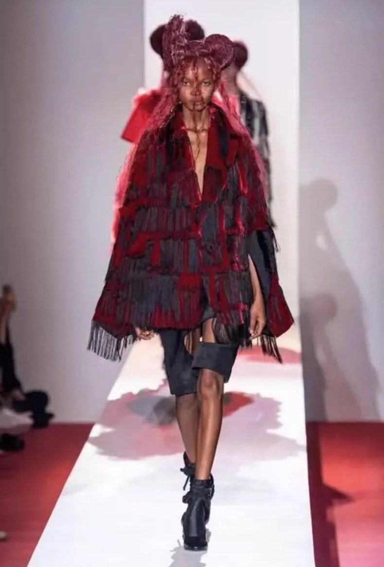 Comme des Garcons Comme des Garcons size XS Red velvet velvet tassel embroid Size 25" / US 0 / IT 36 - 7 Thumbnail