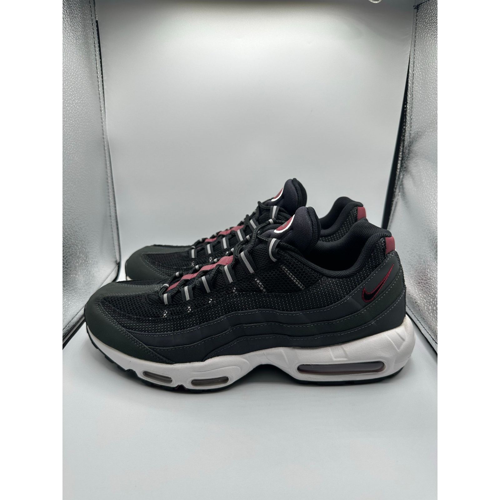 Nike Air Max 95 “Grey Team Red” size 13 men's