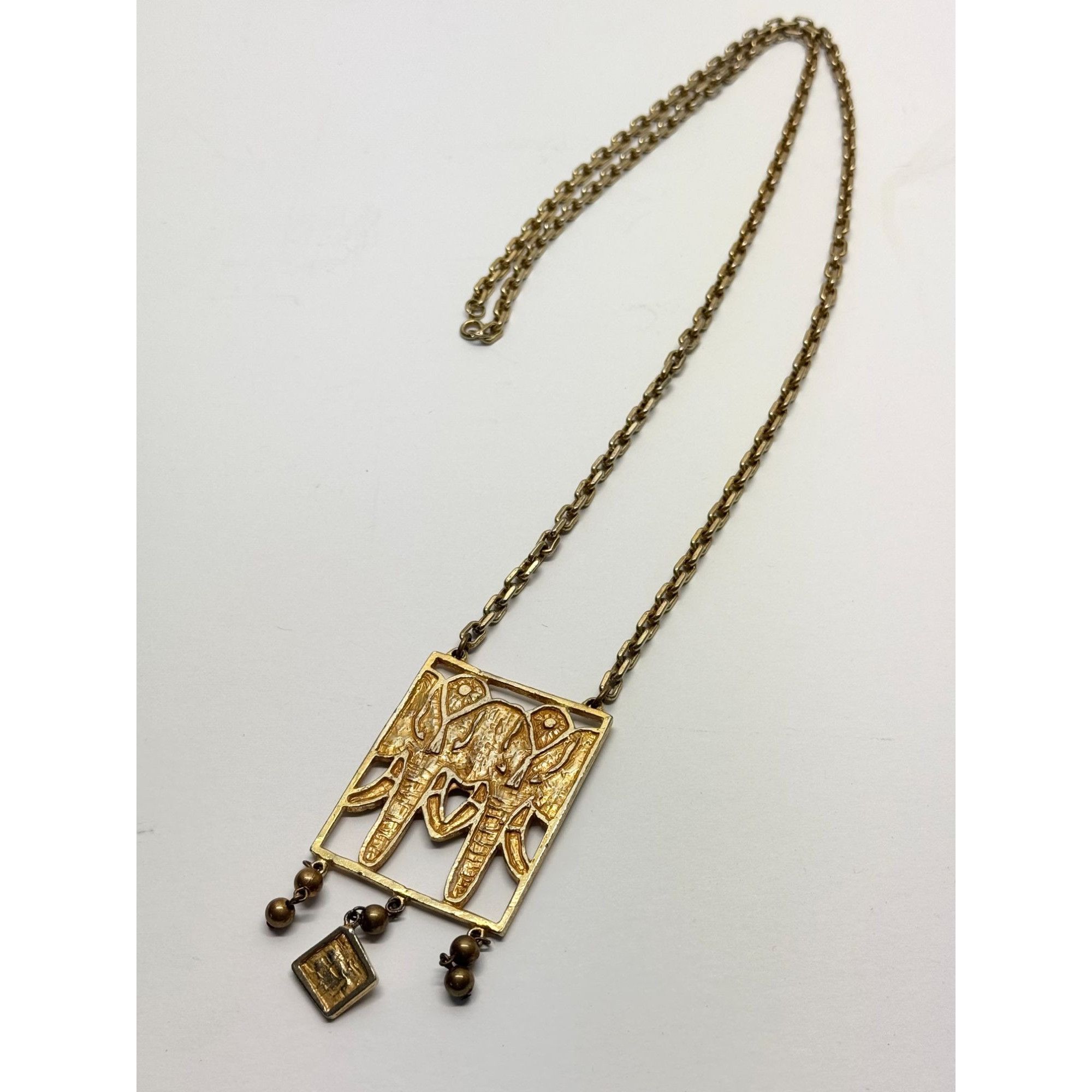Vintage Vintage elephant charm pendant necklace Size ONE SIZE - 4 Thumbnail