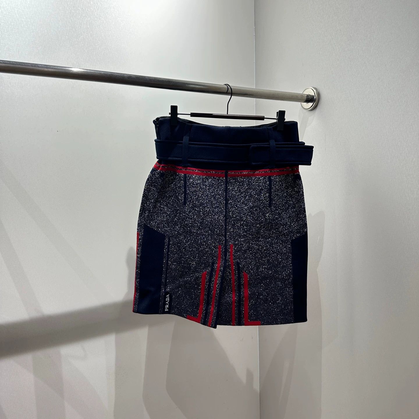 Prada Prada women's snowflake slogan belted skirt 40 Size 27" / US 4 / IT 40 - 2 Thumbnail