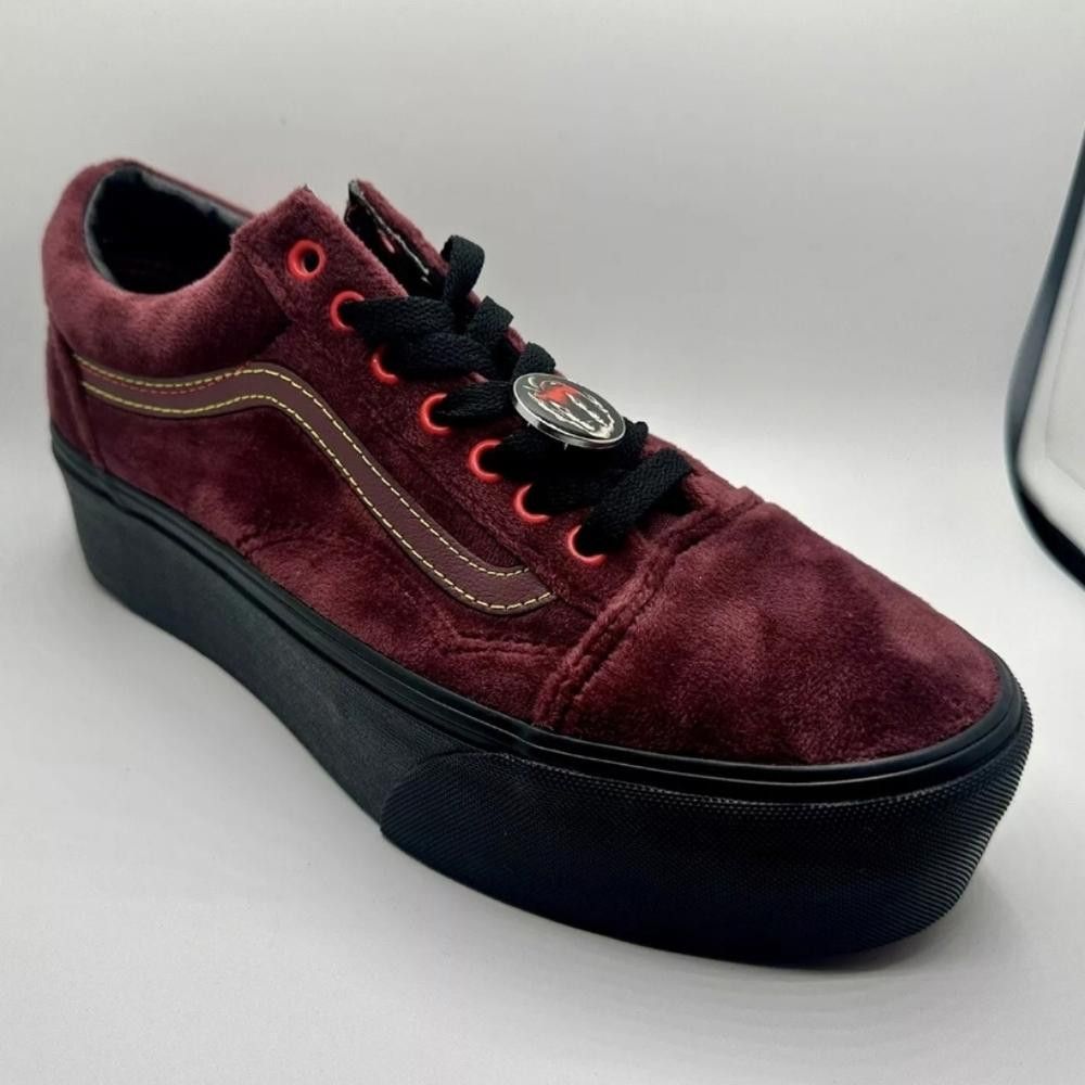 Disney × Vans Vans x Disney 'Poison Apple' Cross Sneakers *LIMITED EDITION Size US 9.5 / IT 39.5 - 5 Thumbnail