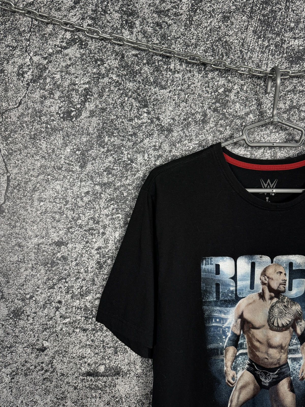 WWE Men’s The Rock Wresting T-Shirt WWE Big Logo Tee Size L Size US L / EU 52-54 / 3 - 3 Thumbnail