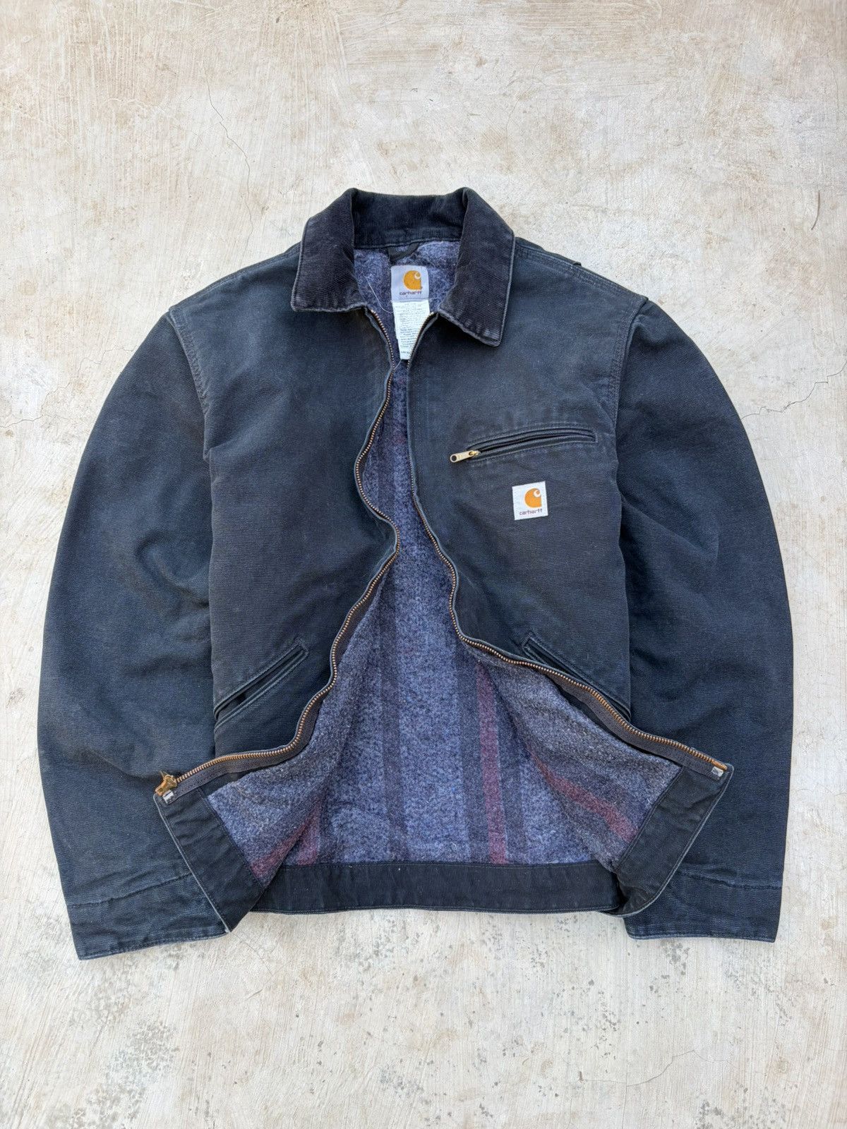 Carhartt Vintage Sunfaded Carhartt Detroit Jacket EJ001 BLK Size US XL / EU 56 / 4 - 2 Thumbnail