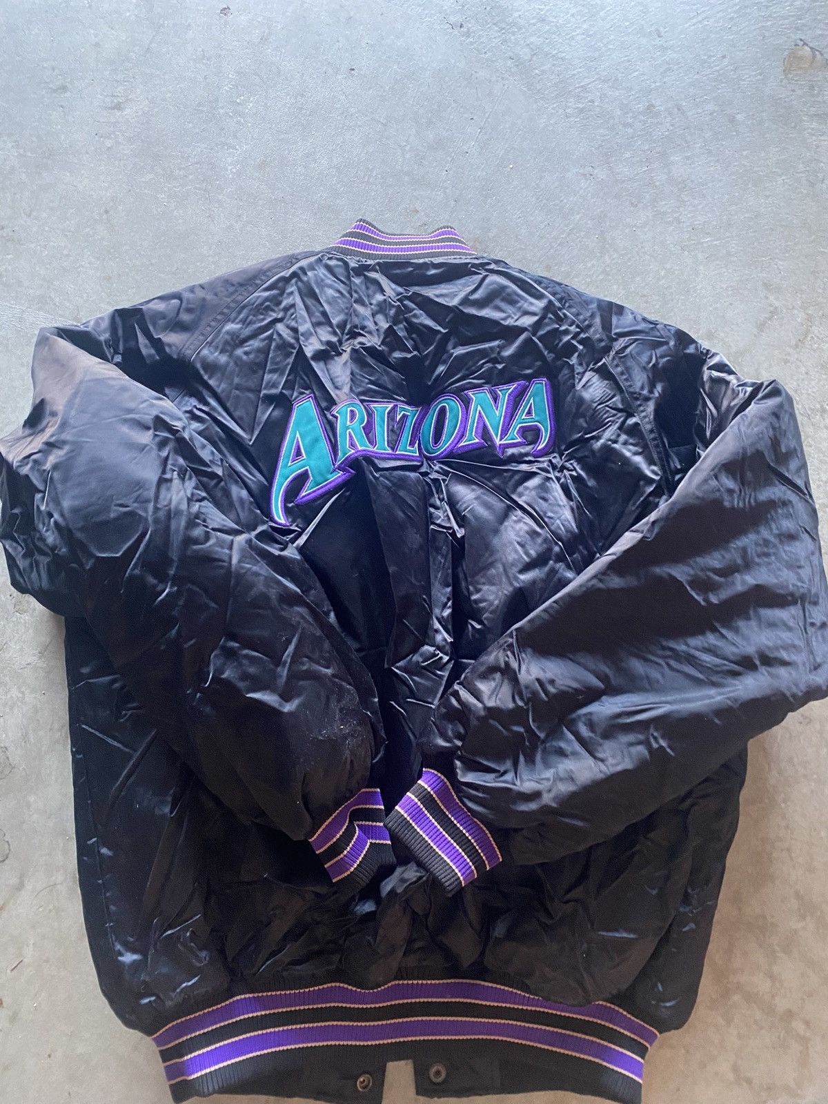 Vintage RARE Vintage Nike Arizona Diamondbacks Varsity Puff Jacket Size US M / EU 48-50 / 2 - 6 Thumbnail