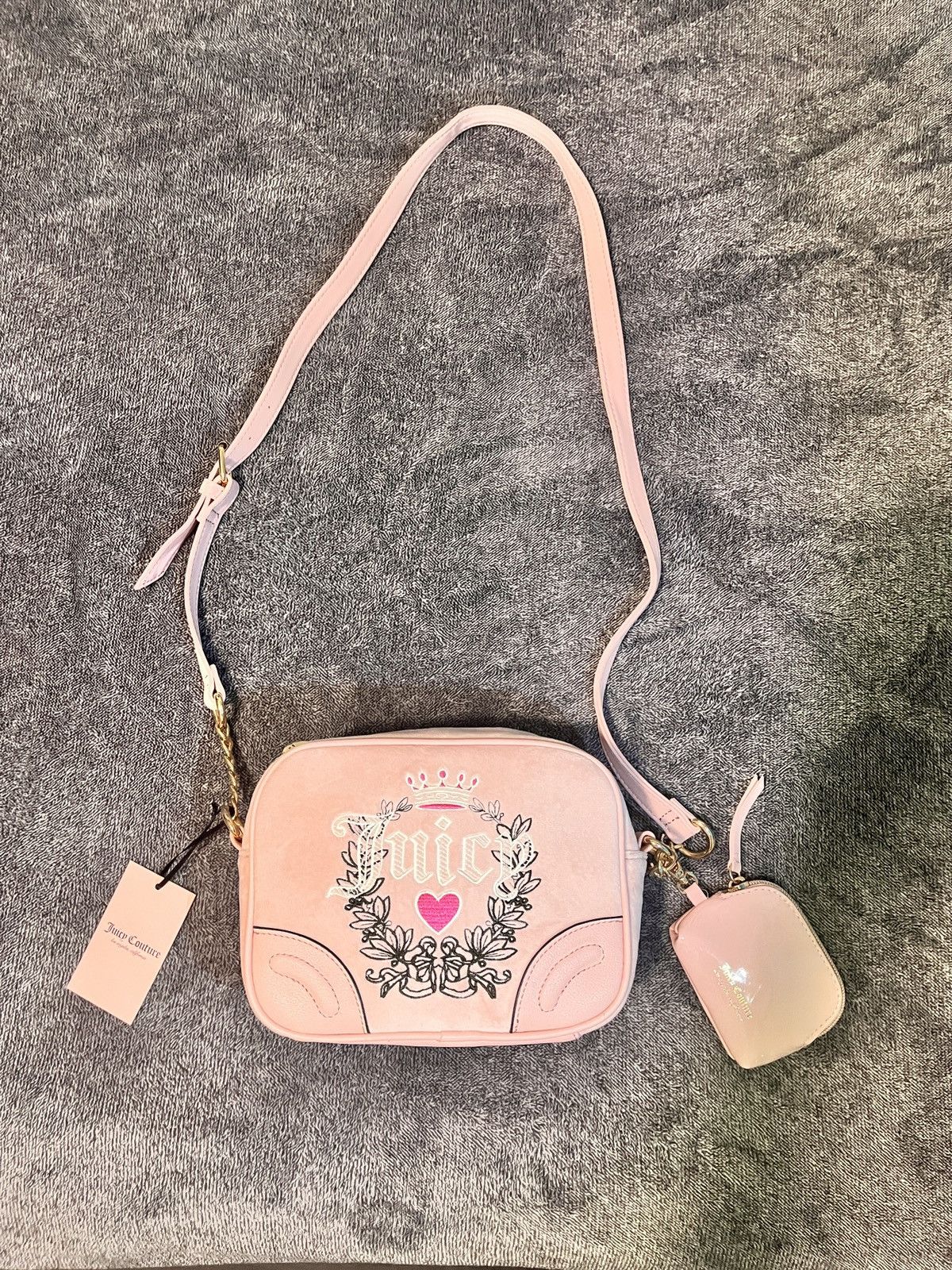 Juicy Couture NWT ‘Juicy Couture’ Pink Mini Crossbody Bag W/ Coin Pouch Size ONE SIZE - 1 Thumbnail