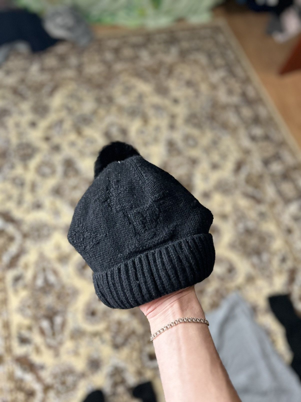 Louis Vuitton Black Monogram Hat Louis Vuitton 100% Cashmere Mink Size ONE SIZE - 11 Thumbnail