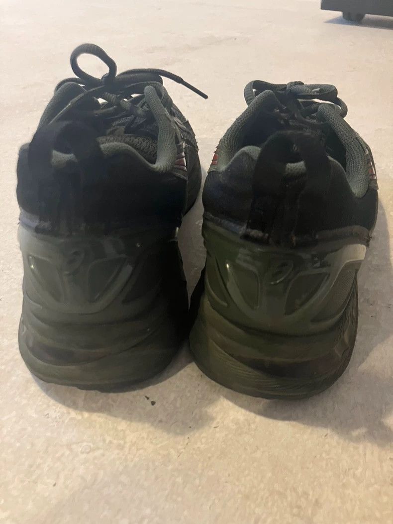 Kiko Kostadinov Kiko KostadinovJointed fabric, shock-absorbing, wear-resist Size US 11 / EU 44 - 5 Thumbnail