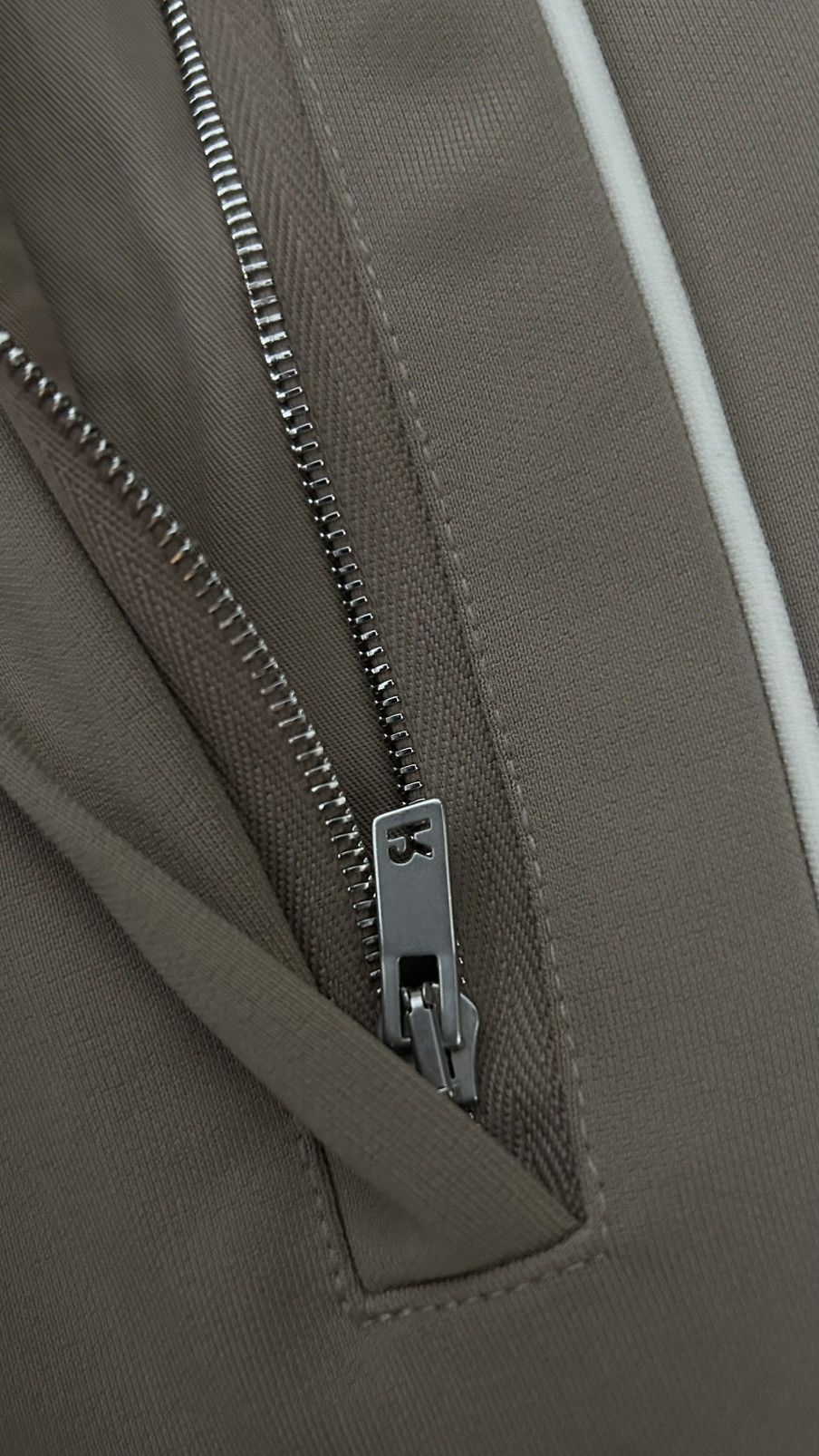 Represent Clo. Represent Split Track Pants - Mushroom Colour Large Size US 34 / EU 50 - 8 Thumbnail