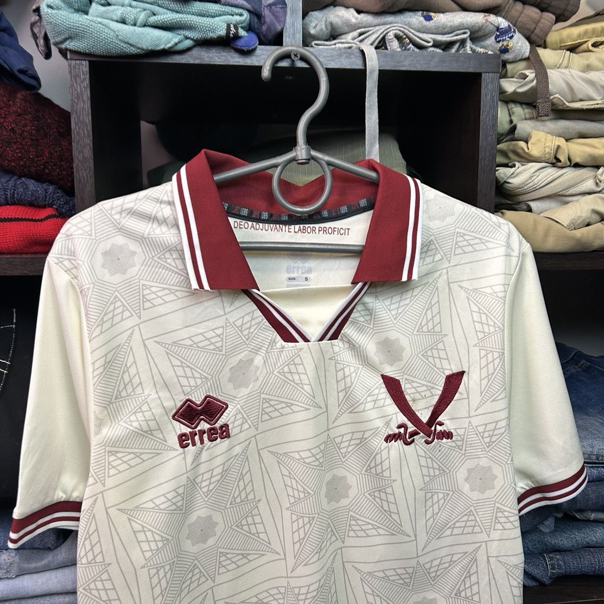 Errea Mens Errea FC Sheffield United 2024 home soccer jersey sizeS Size US S / EU 44-46 / 1 - 2 Thumbnail