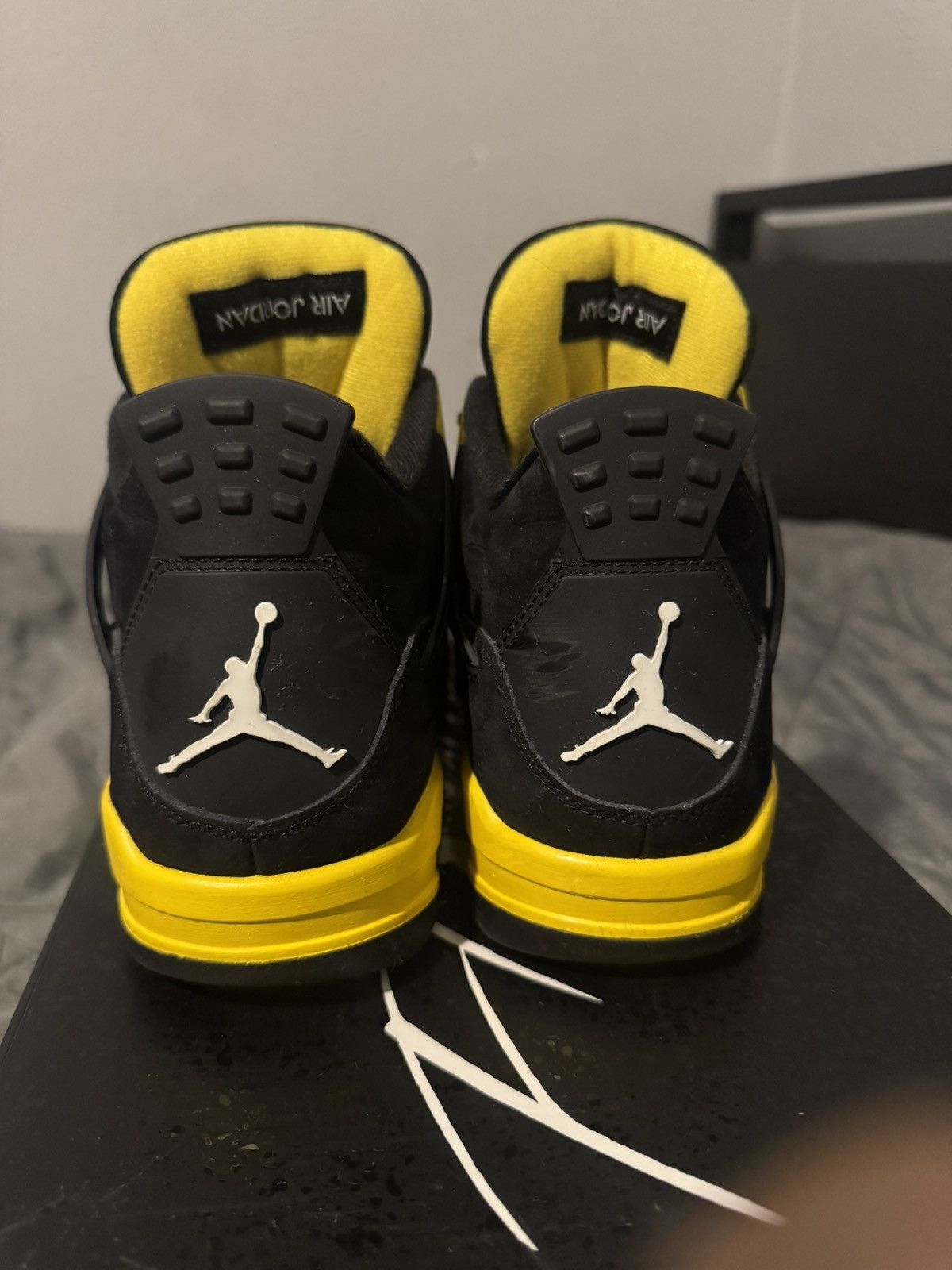 Jordan Brand Jordan 4 retro “Thunder” 2023 Size US 9 / EU 42 - 5 Thumbnail
