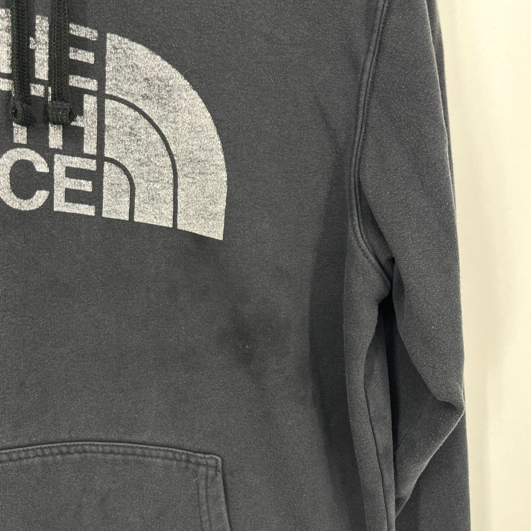 The North Face The North Face Hoodie Men M Black TNF Logo Pullover Drawstring Distressed Size US M / EU 48-50 / 2 - 4 Thumbnail