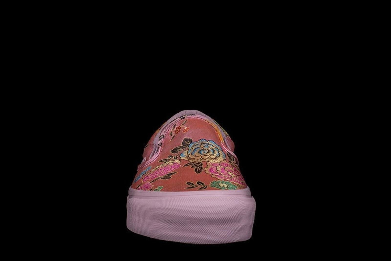 Vans Vans Vault x Opening Ceremony Slip-On LX Qi Pao Pink US8.5 Size US 8.5 / EU 41-42 - 3 Thumbnail