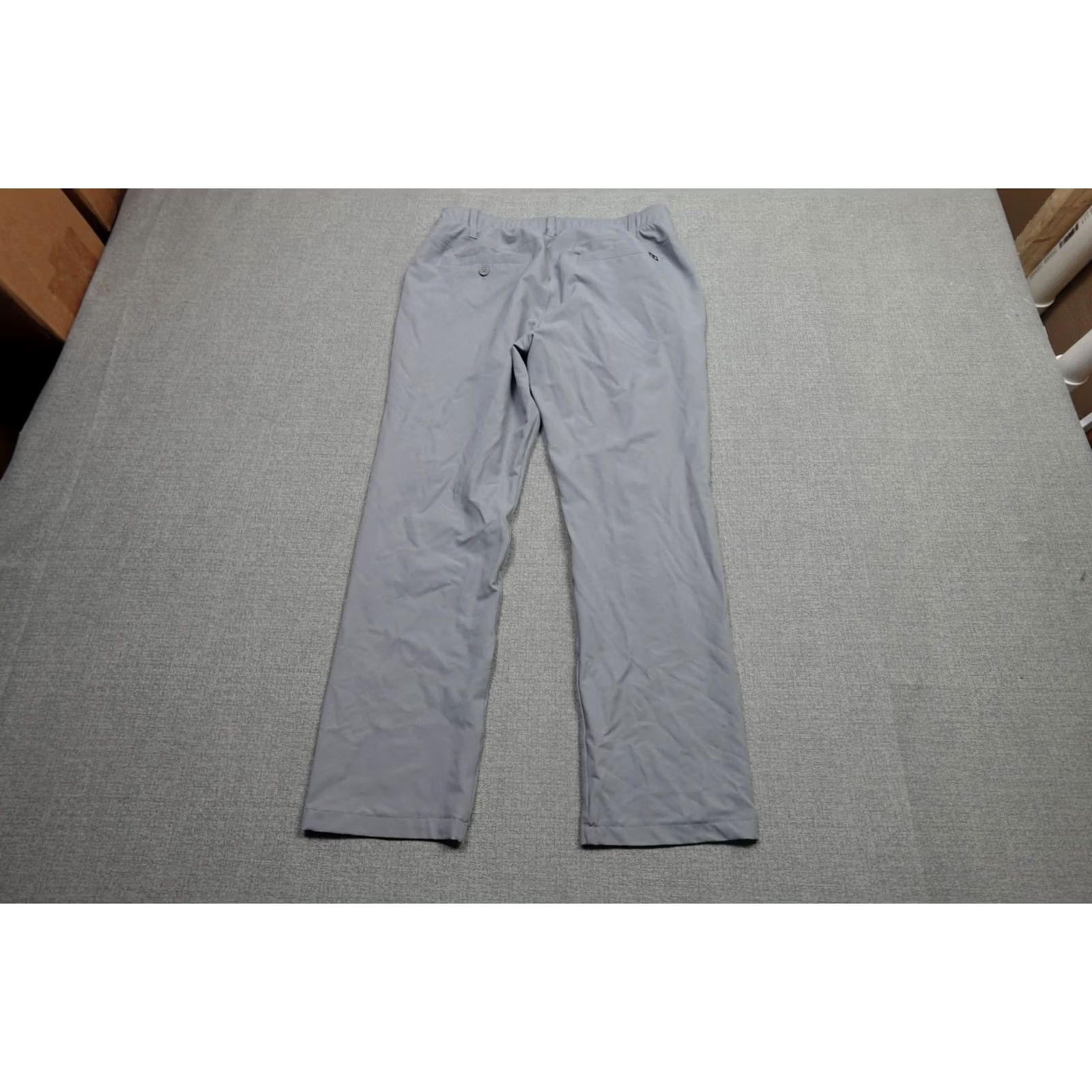 Under Armour Under Armour Golf Pants Mens 34x30 Gray Relaxed Fit Chino Stretch Microfiber Pants Size US 34 / EU 50 - 3 Thumbnail