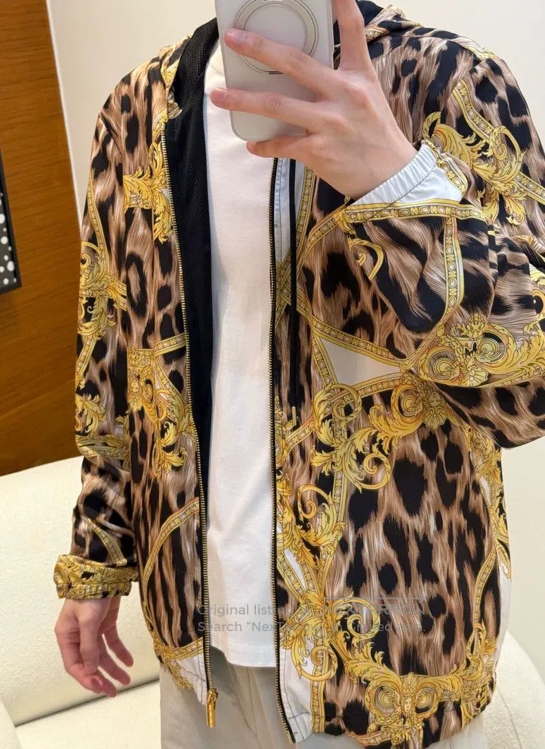 Versace Versace Medusa leopard print zip hooded jacket Size US L / EU 52-54 / 3 - 5 Thumbnail