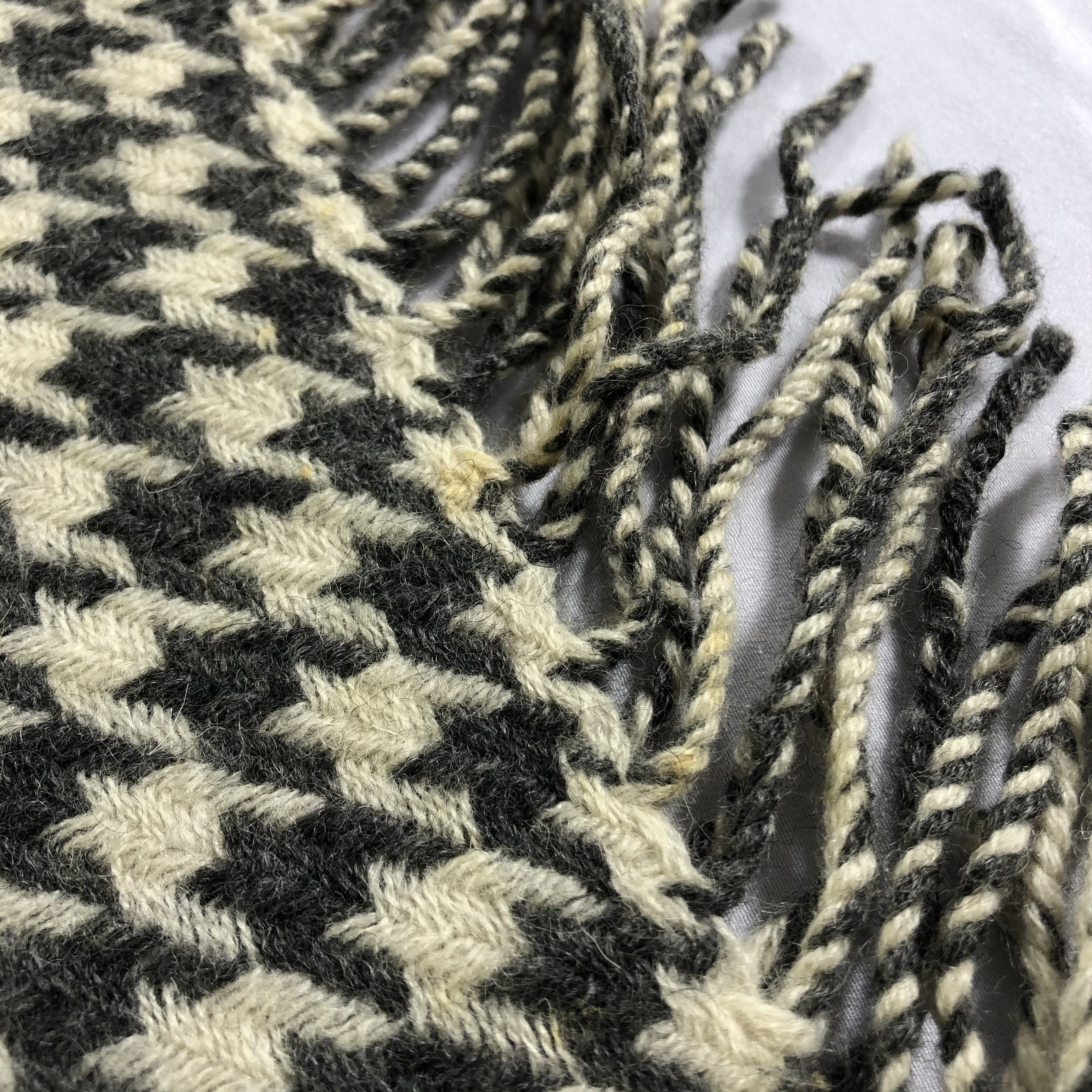 Pierre Balmain Balmain Houndstooth Cashmere Scarf Muffler Neckwear V2407 Size ONE SIZE - 12 Thumbnail