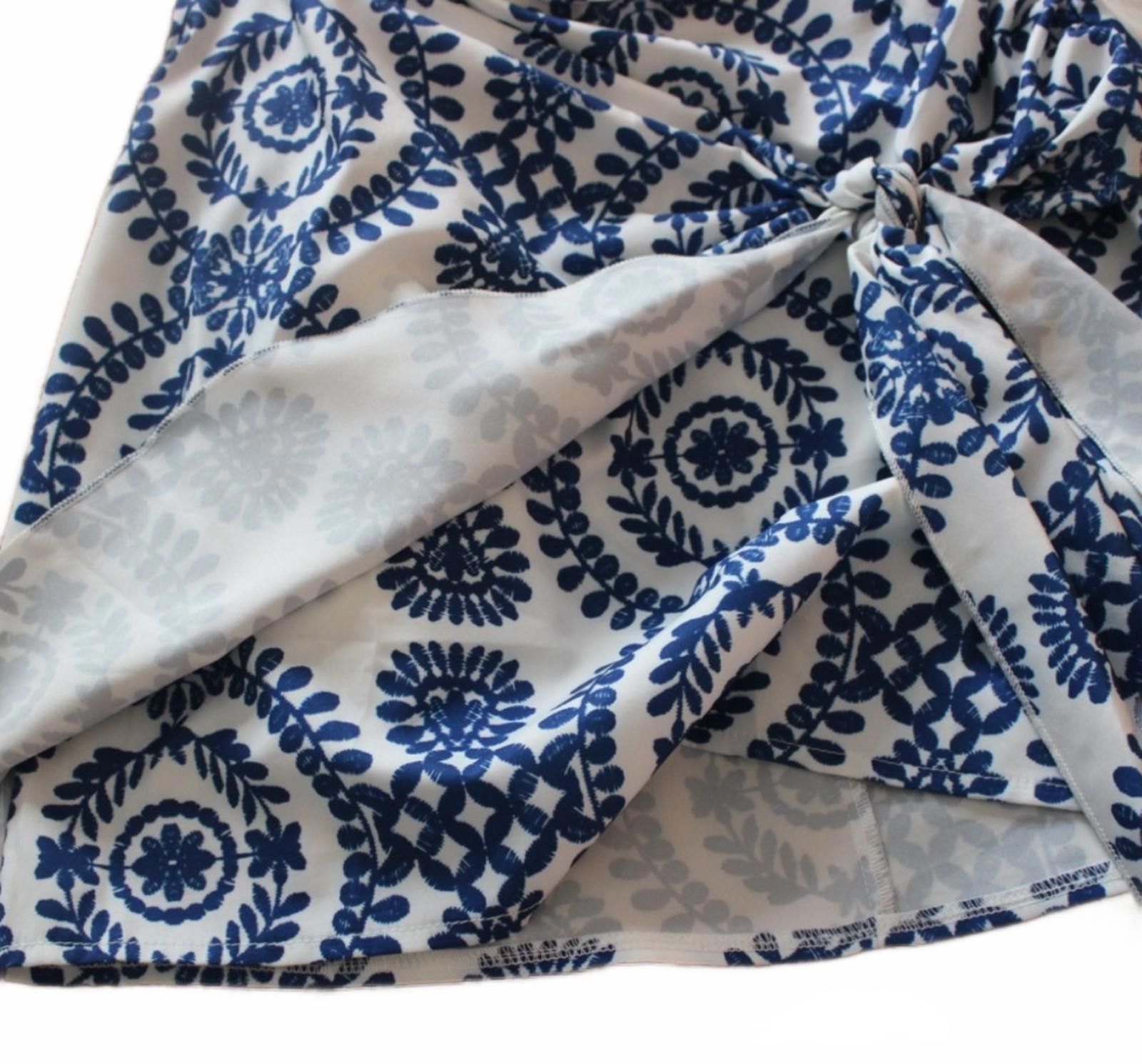 Shein SHEIN Blue and White Printed Wrap Skirt with Tie Detail Sz M Size 32" / US 10 / IT 46 - 3 Thumbnail