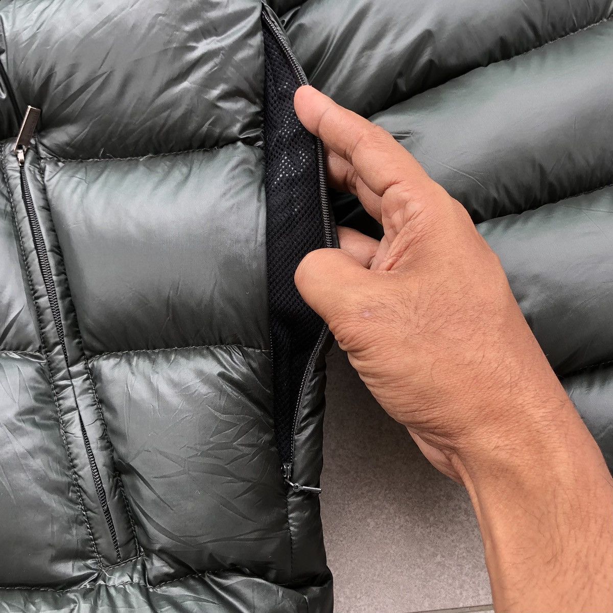 The North Face The North Face Down Jacket Full Zip Hood Green [XL] Size US XL / EU 56 / 4 - 8 Thumbnail