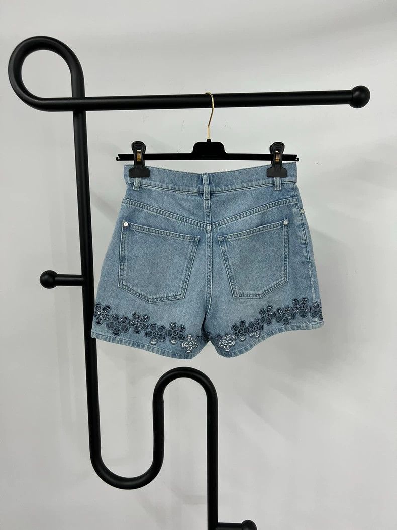 Chanel Chanel 24P hollow flower high-waisted shorts Size 42" / US 20 - 2 Thumbnail