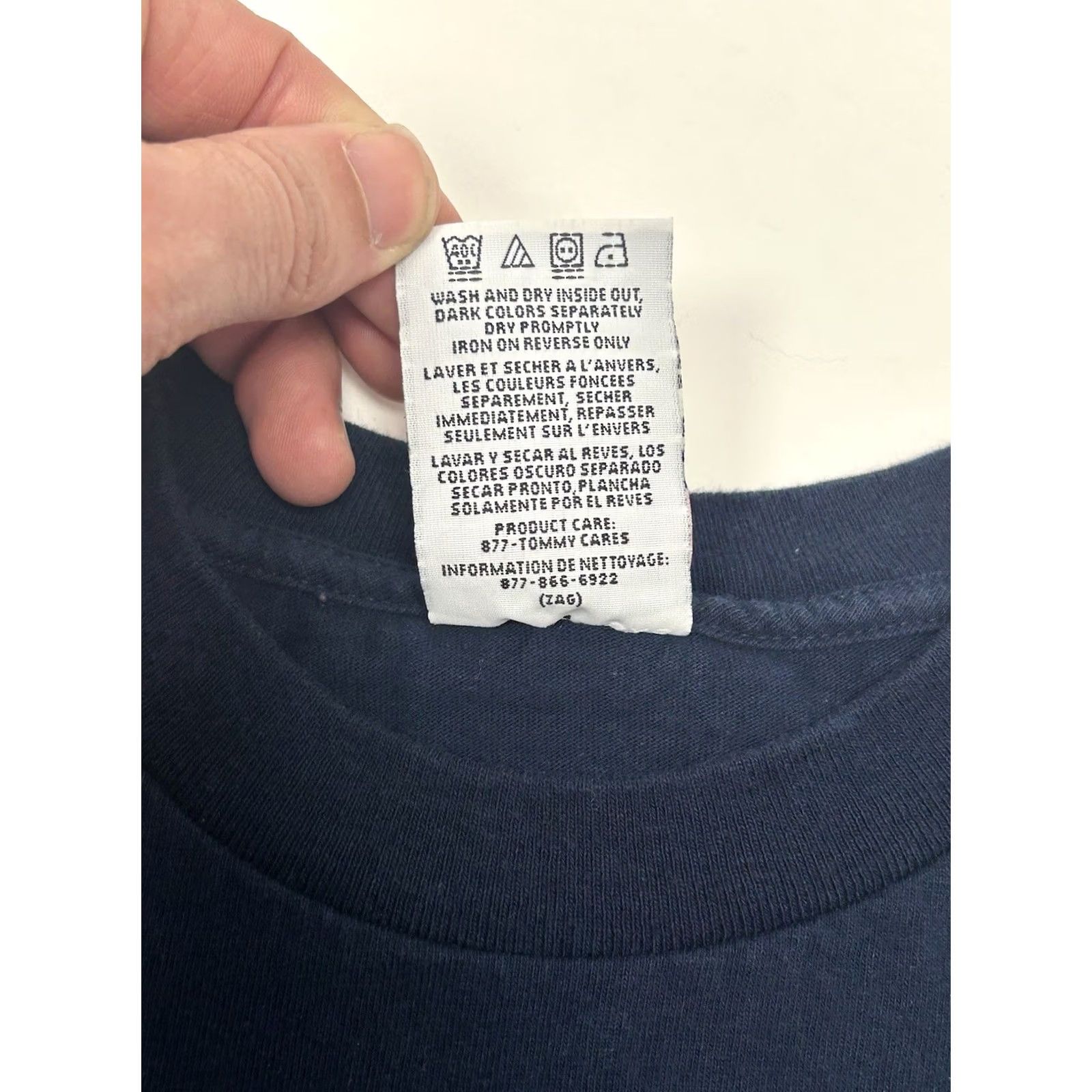 Tommy Hilfiger VINTAGE Tommy Hilfiger Freedom Jeans T Shirt Spell Out Navy Blue Medium USA 90s Size US M / EU 48-50 / 2 - 6 Thumbnail