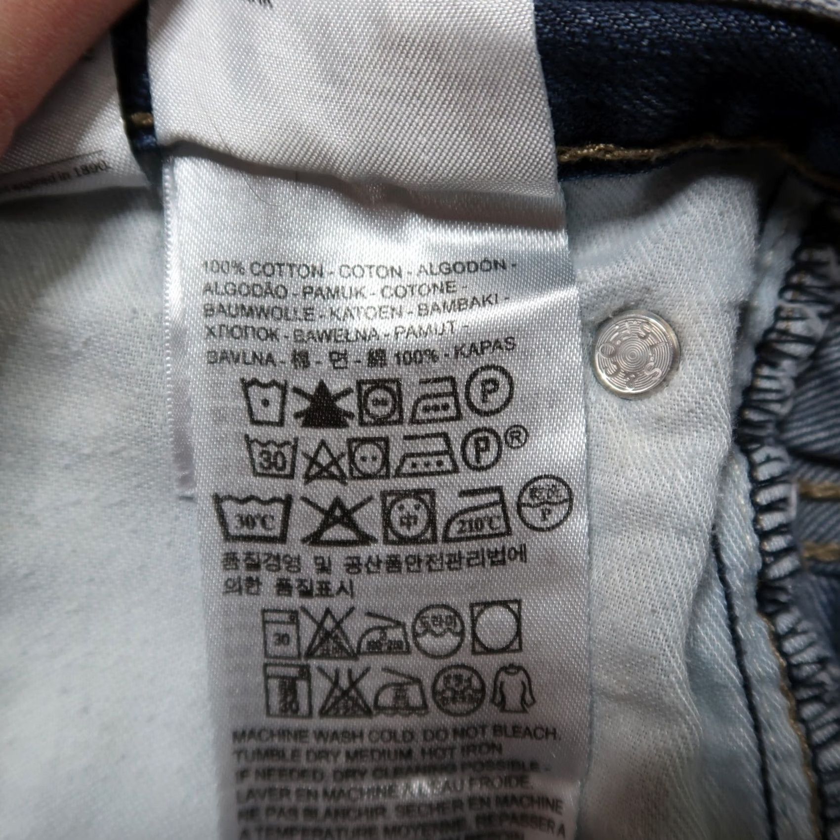 Levi's Levi's 569 Loose Fit Shorts Mens 34 Blue Denim Distressed Baggy Bermuda Casual 5-Pocket Pattern Solid Vintage: No? Size US 34 / EU 50 - 5 Thumbnail