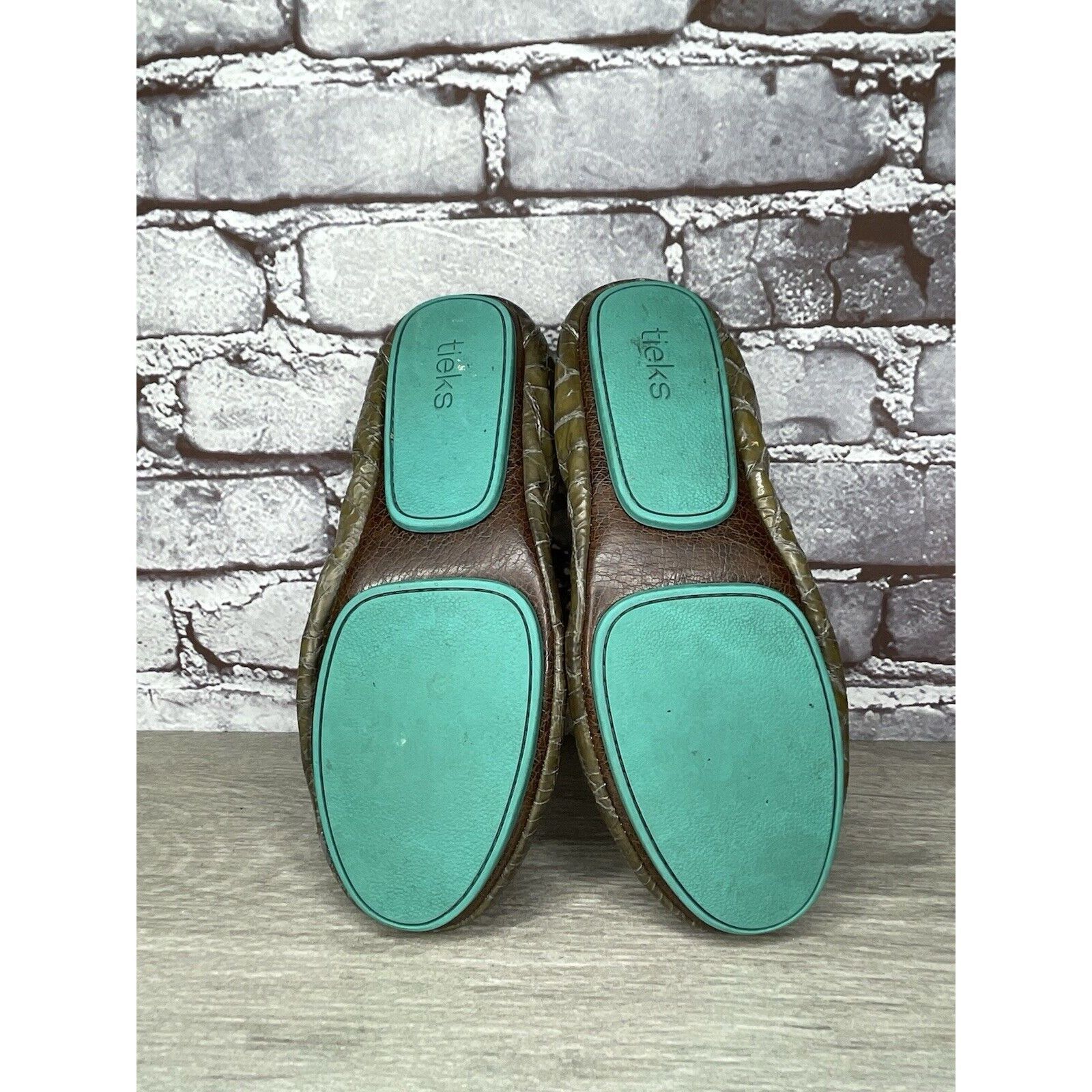 Other Tieks Green Grey Leather Croc Patent Leather Ballet Flats Sh Size US 7 / IT 37 - 13 Thumbnail