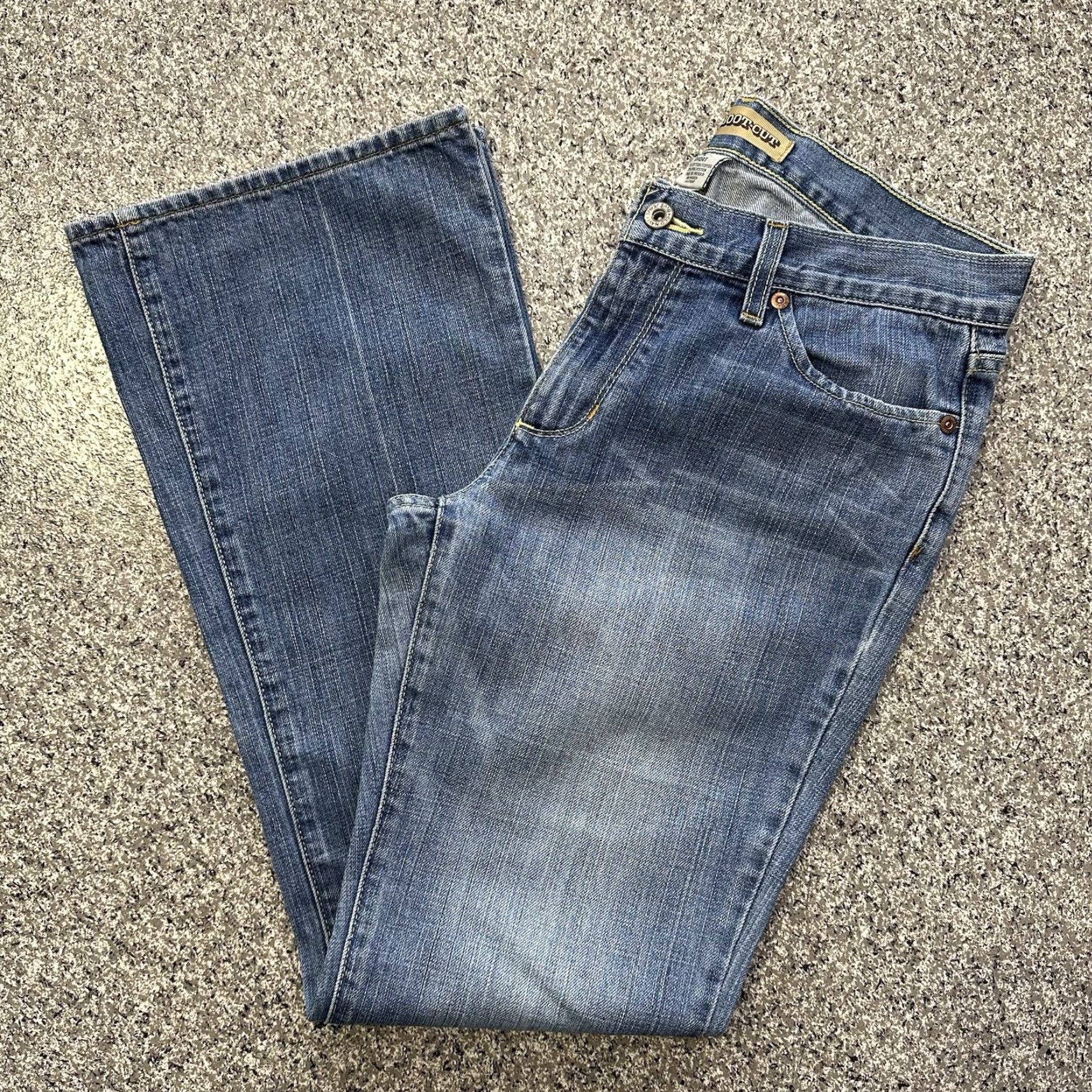 Old Navy Old Navy Jeans Bootcut Womens 6 XS 30x30 Denim Blue Vintage Y2K Low Rise Jeans Size 30" / US 8 / IT 44 - 2 Thumbnail