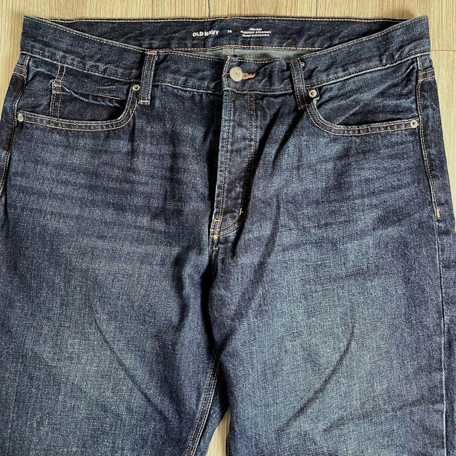 Old Navy Old Navy High Rise Slouchy Straight Dark Denim CAPRI Jean 14 Size 36" / US 14 / IT 50 - 5 Thumbnail