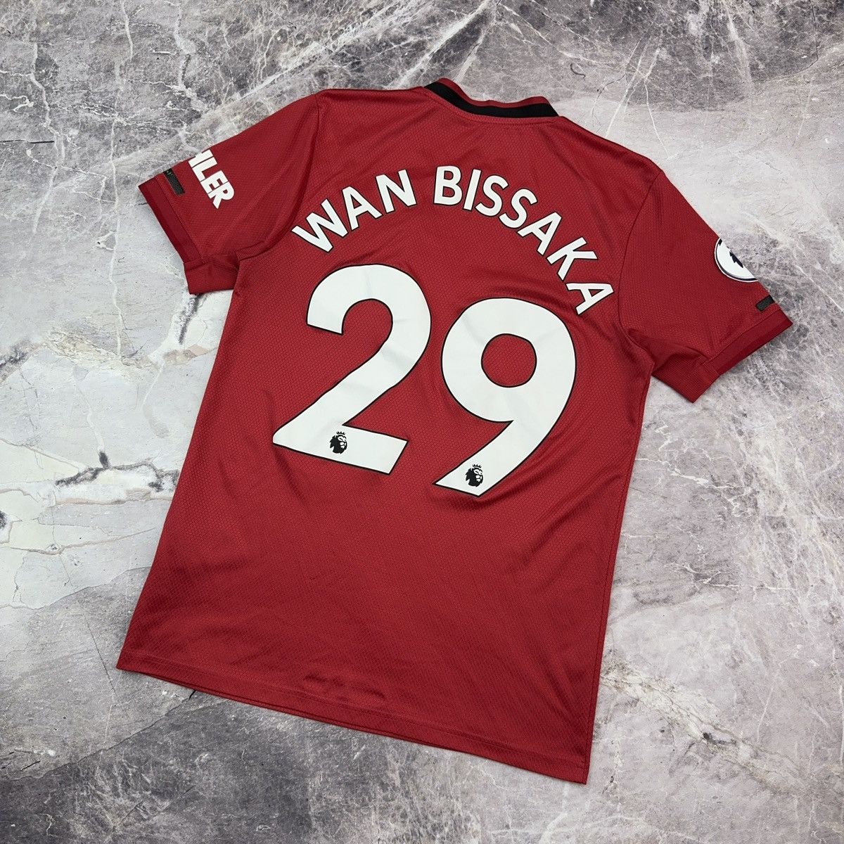 Adidas Adidas Manchester United Jersey #29 Wan Bissaka Home Size US S / EU 44-46 / 1 - 19 Thumbnail