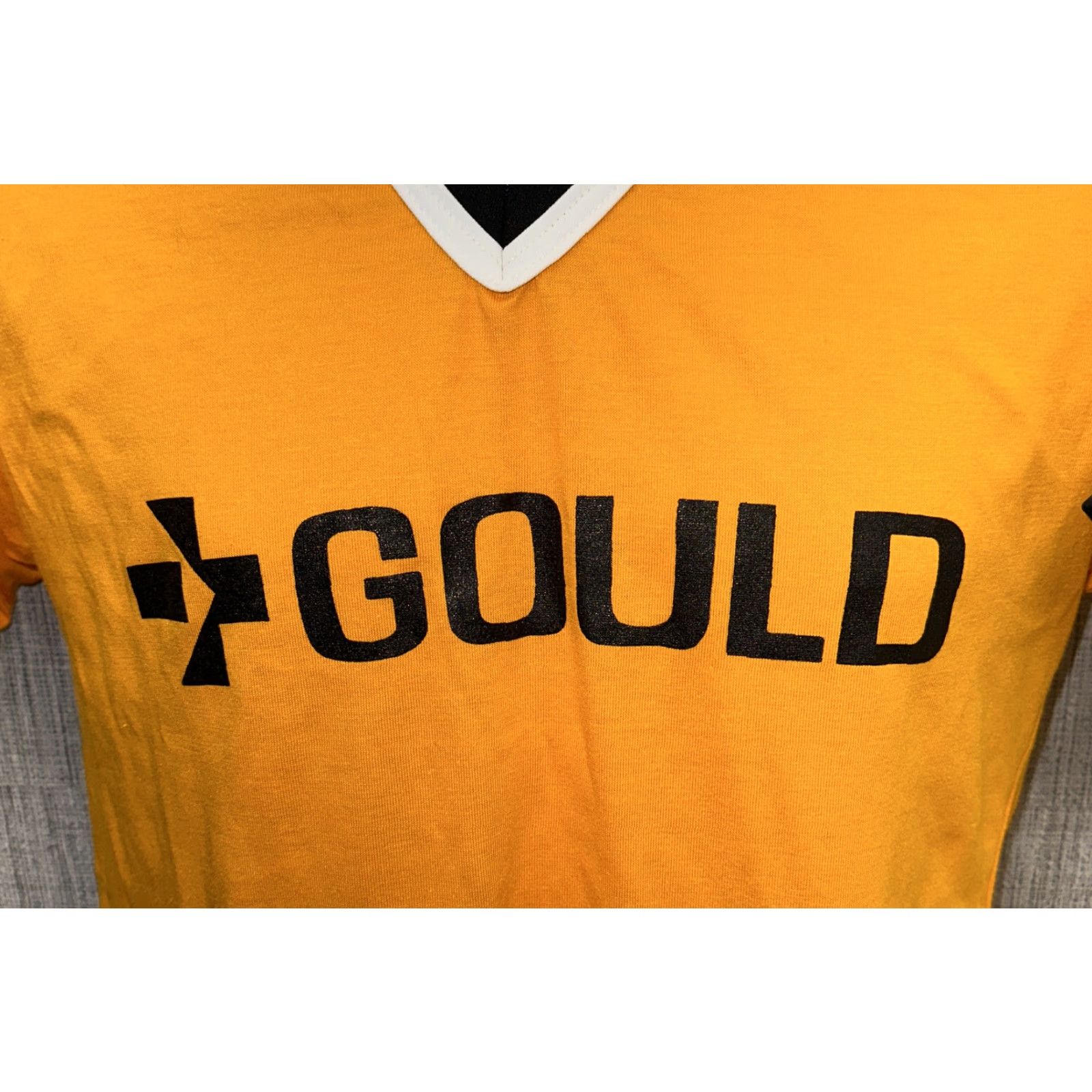 Vintage Don Alleson Mens T-Shirt Size L Yellow Cotton/Polyester USA GOULD Size US L / EU 52-54 / 3 - 3 Thumbnail