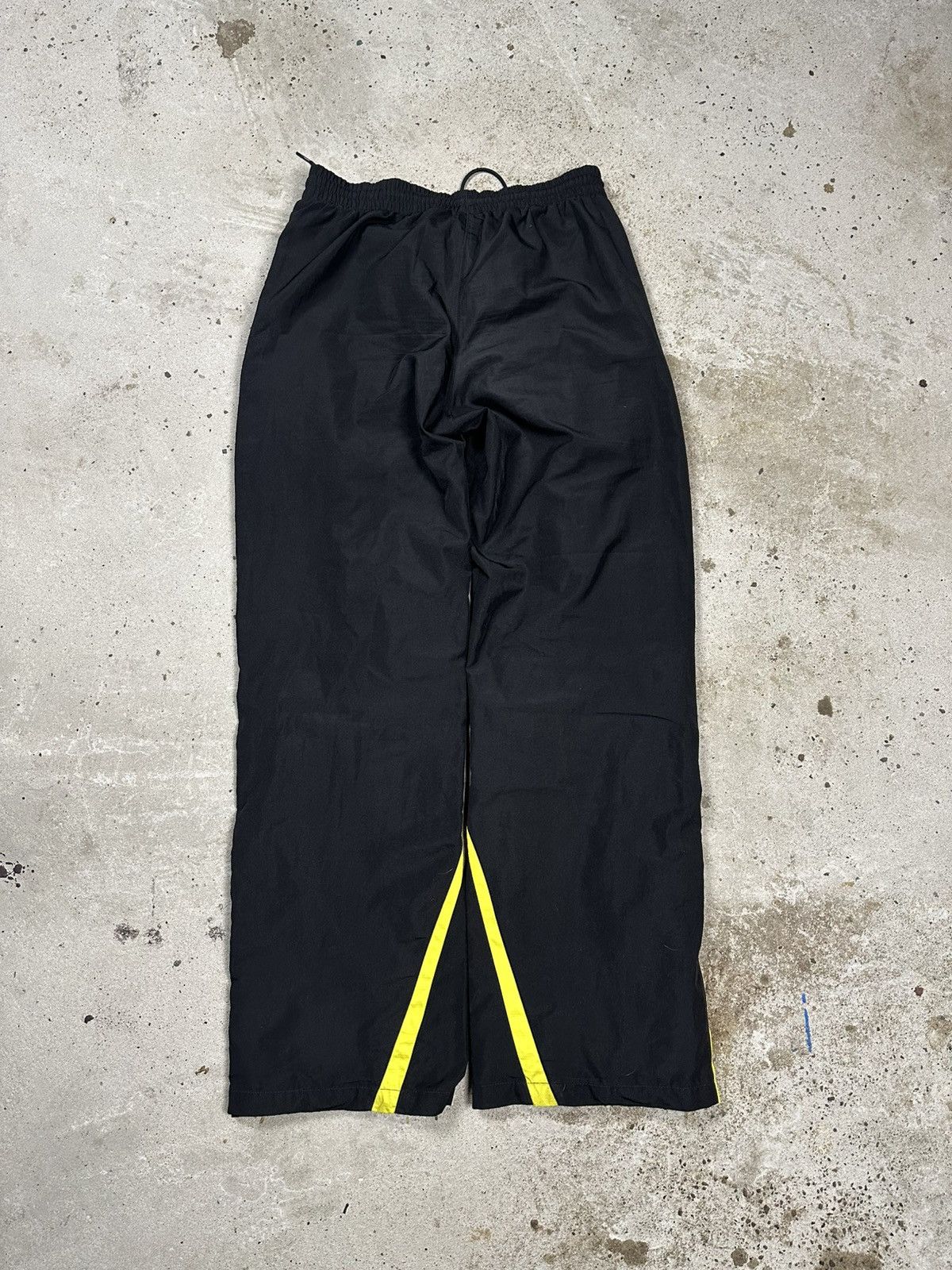 Puma Puma x Borussia Dortmund Black Baggy Track Pants Size US 30 / EU 46 - 2 Thumbnail