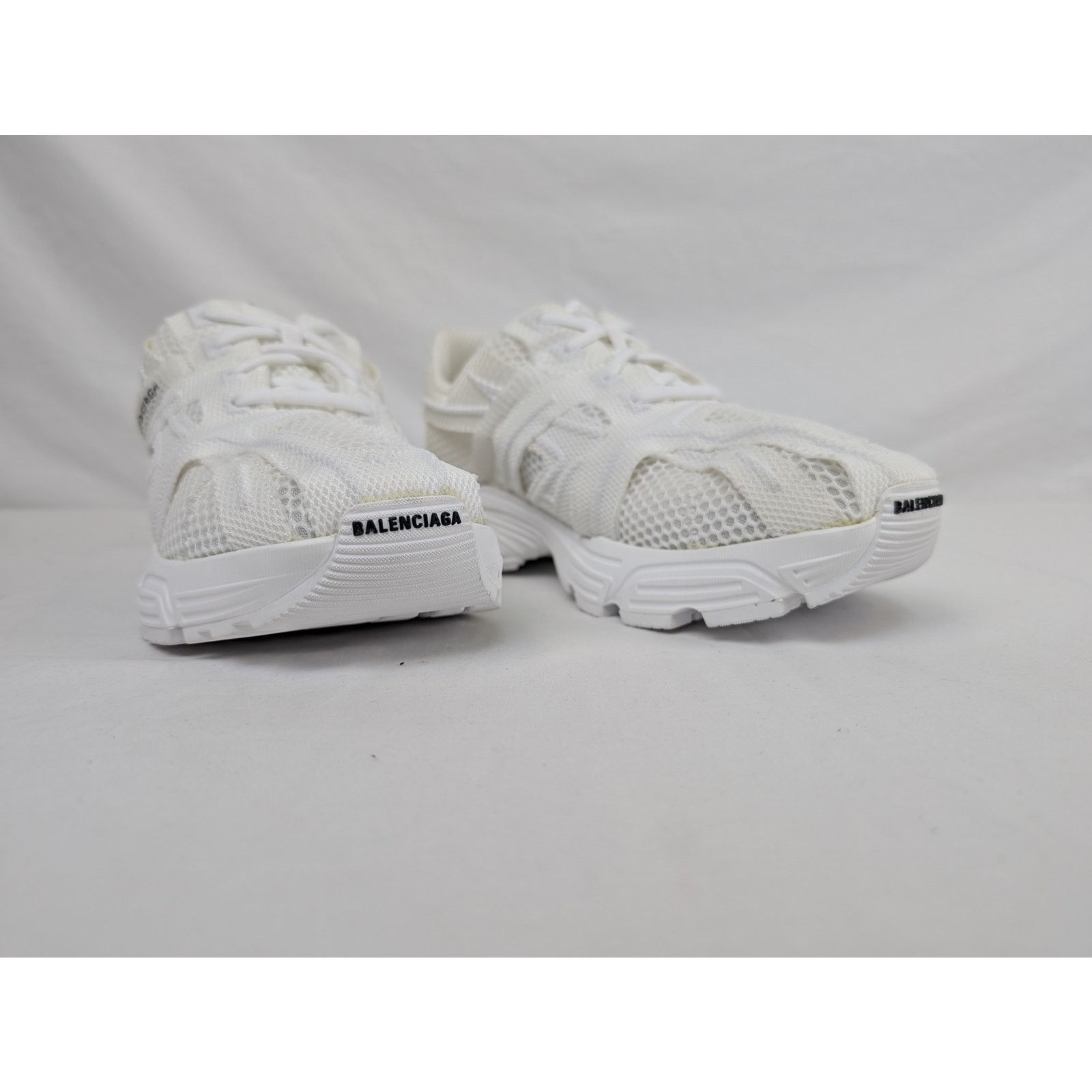 Balenciaga o1rshd1 Phantom Sneakers in White Size US 7 / EU 40 - 3 Thumbnail
