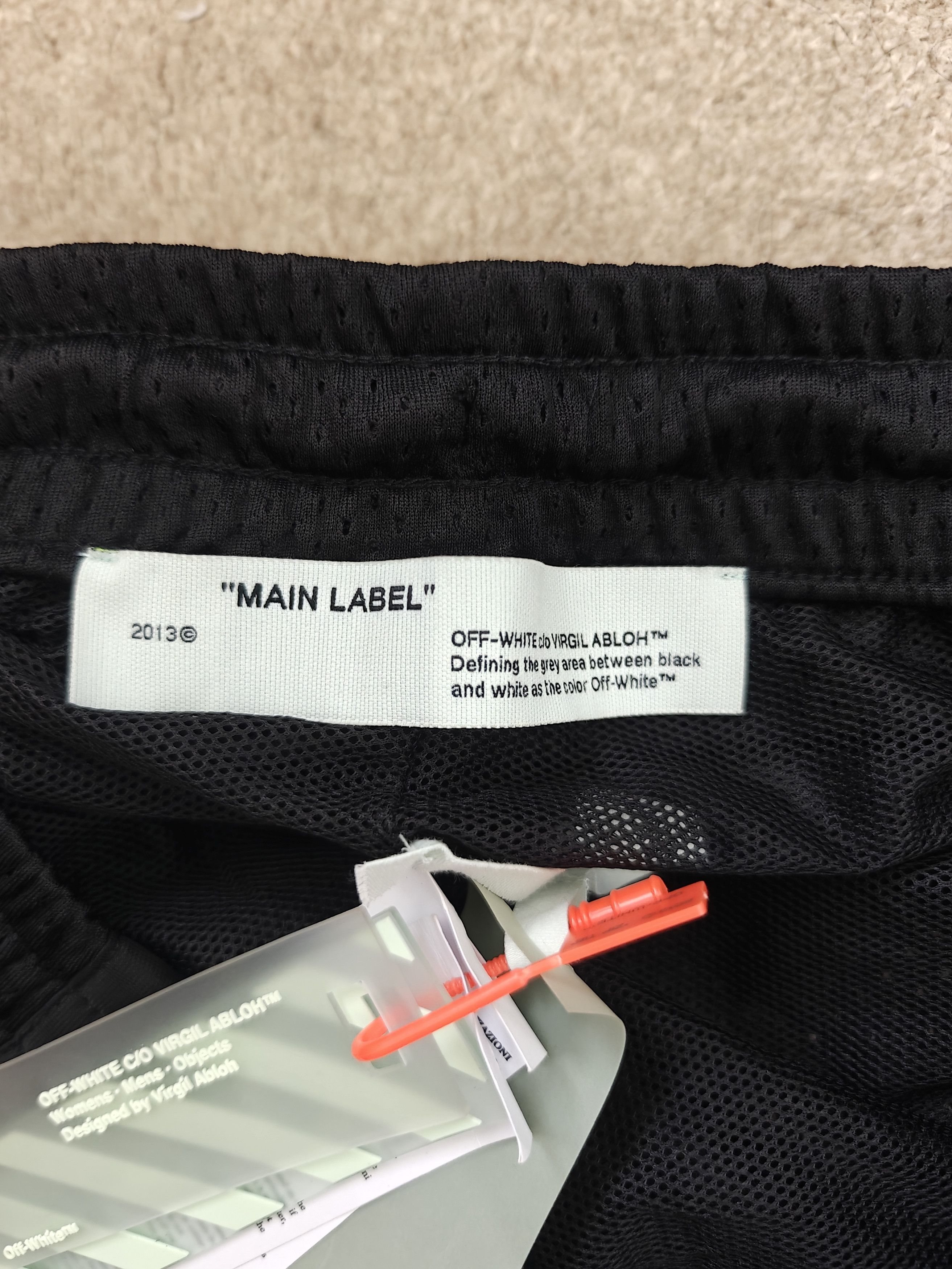 Off-White Off-White Harry the Bunny Basketball Shorts Size US 34 / EU 50 - 5 Thumbnail