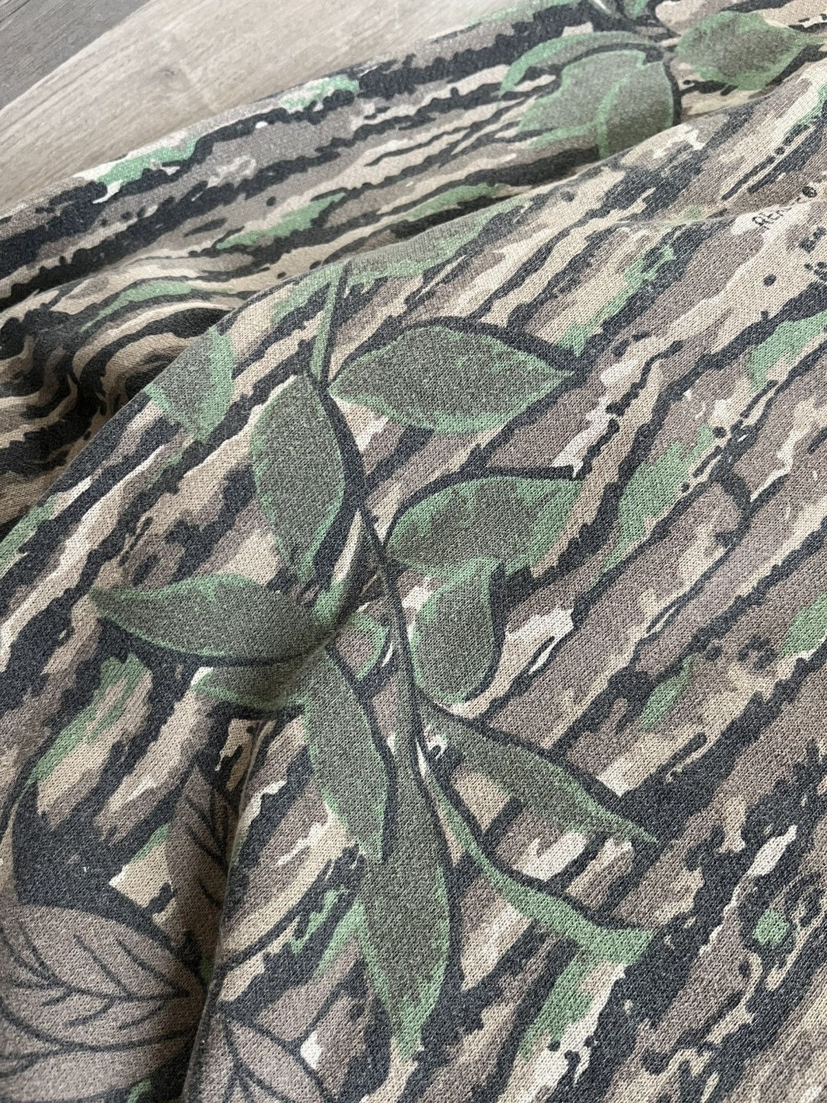 Liberty Vintage Liberty Real Tree Bark Camo Crewneck Size US M / EU 48-50 / 2 - 5 Thumbnail