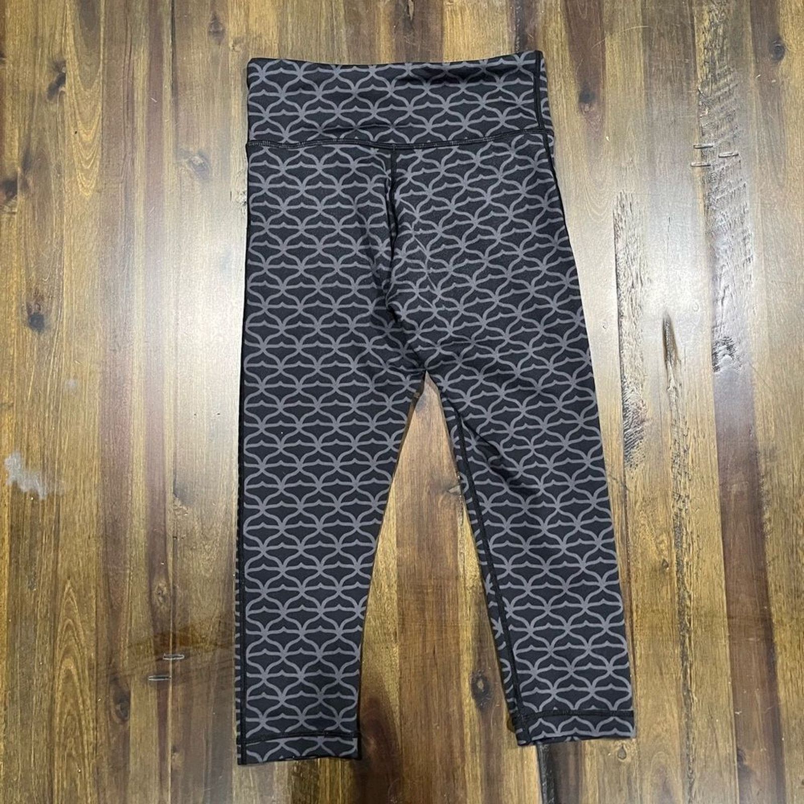 Vineyard Vines Vineyard Vines Etched Whale Tail Leggings, Women's Size XS Size 24" / US 00 / IT 34 - 5 Thumbnail