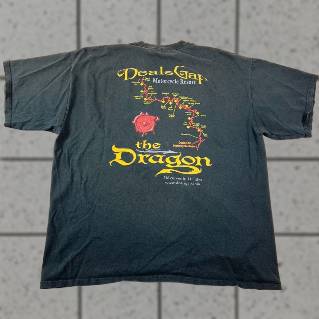 Gildan VINTAGE Distressed Deals Gap The Dragon Motorcycle Resort Biker T Shirt 2XL Size US XXL / EU 58 / 5 - 1 Thumbnail