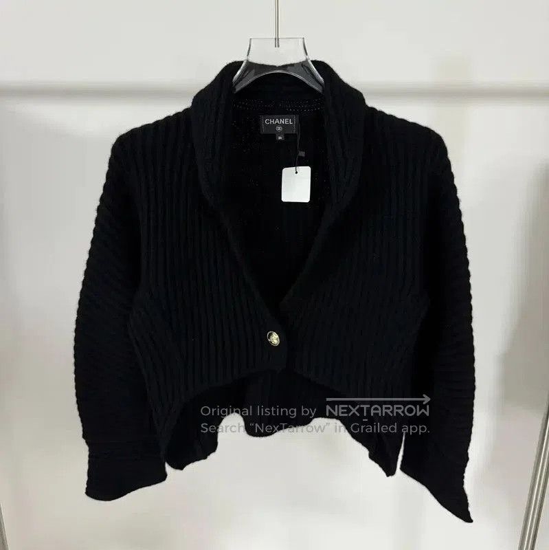 Chanel Chanel Black Cashmere Women's Cardigan . Size S / US 4 / IT 40 - 1 Thumbnail