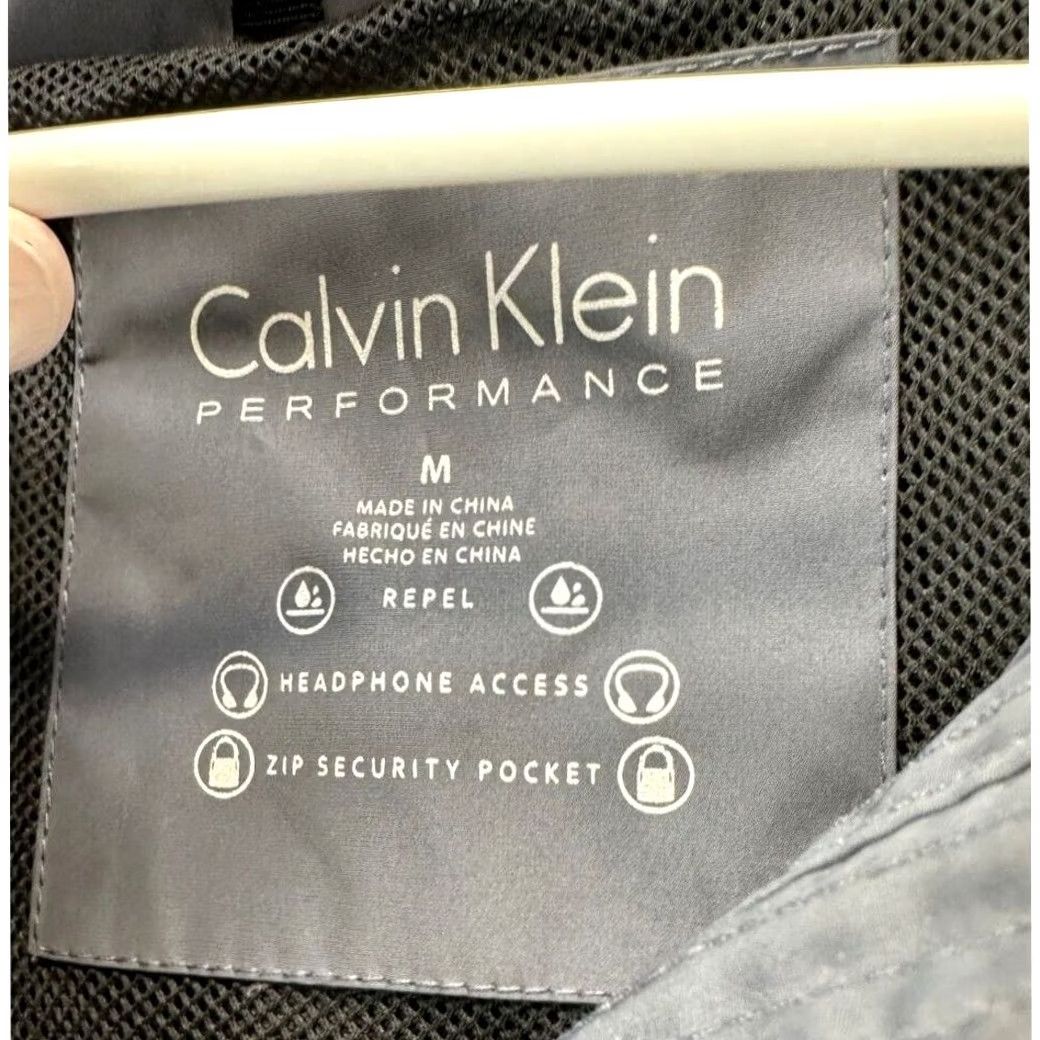Calvin Klein Calvin Klein Windbreaker Jacket Men Medium Dark Navy Performance Full Zip Hooded Size US M / EU 48-50 / 2 - 4 Thumbnail