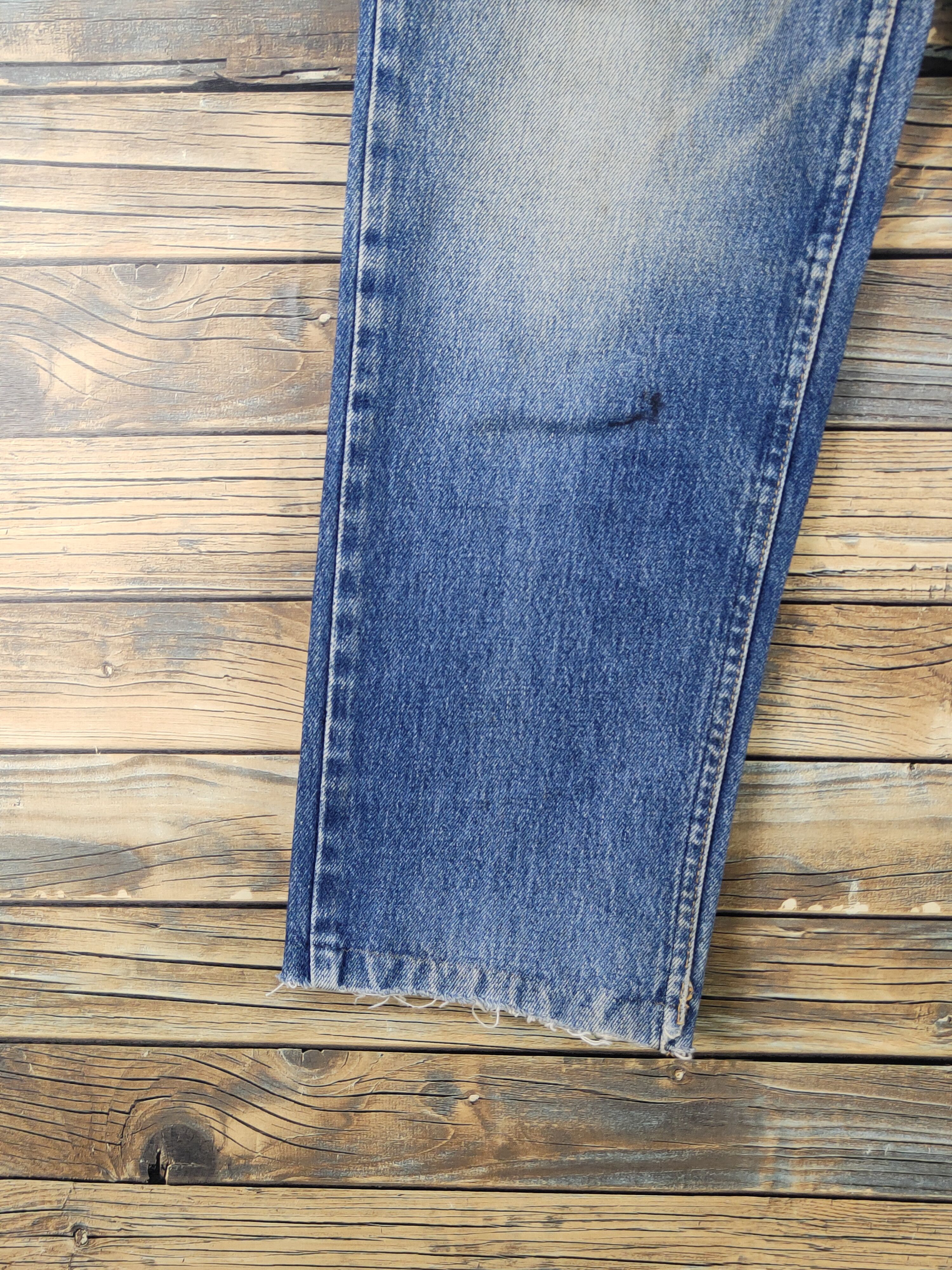 Lee Lee Blue Distressed Ripped vintage denim Jeans #W1497 Size US 29 - 4 Thumbnail
