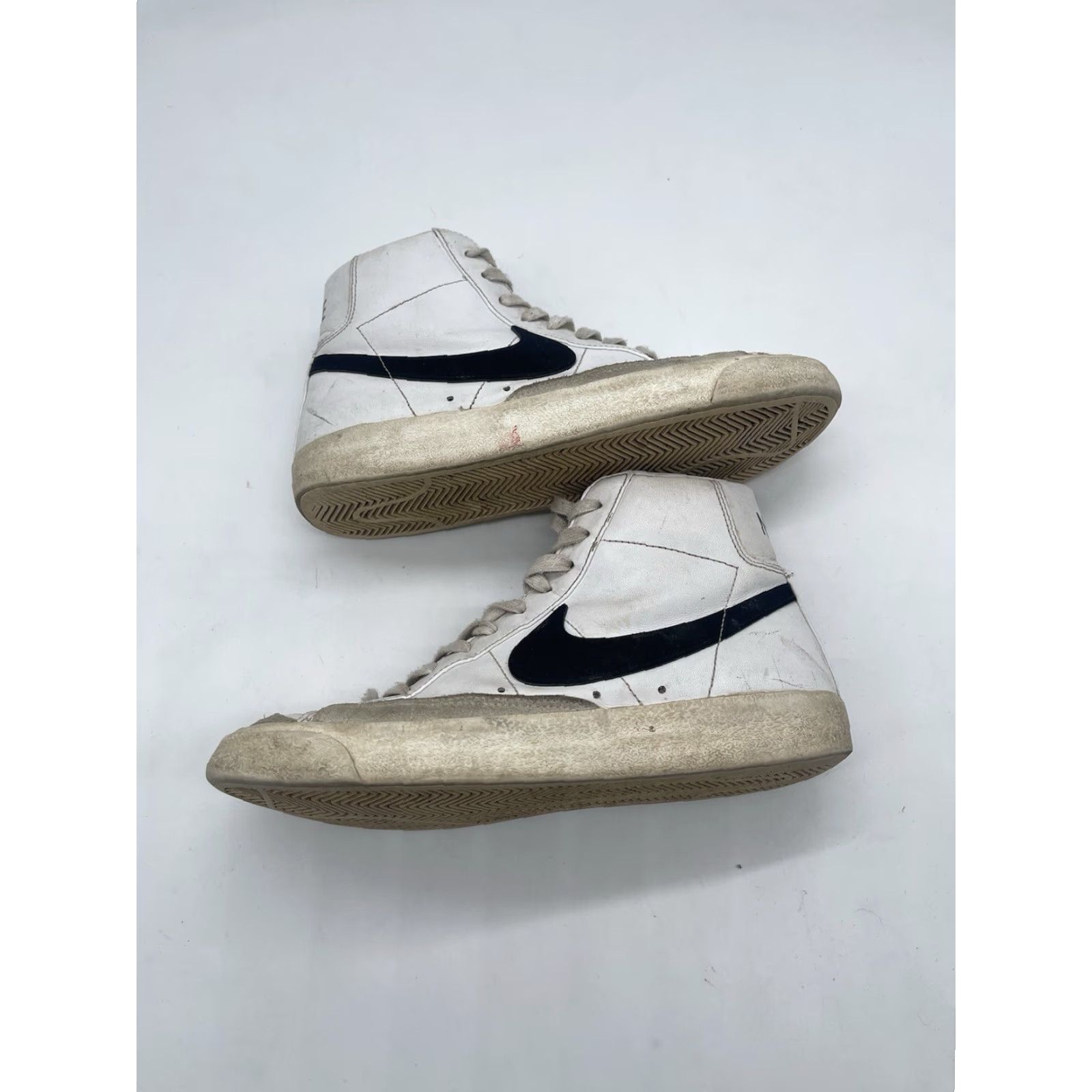 Nike Womens Nike Blazer Mid 77 Vintage Sail Light Bone Shoes Size 8.5 Blazer Size M / US 6-8 / IT 42-44 - 3 Thumbnail