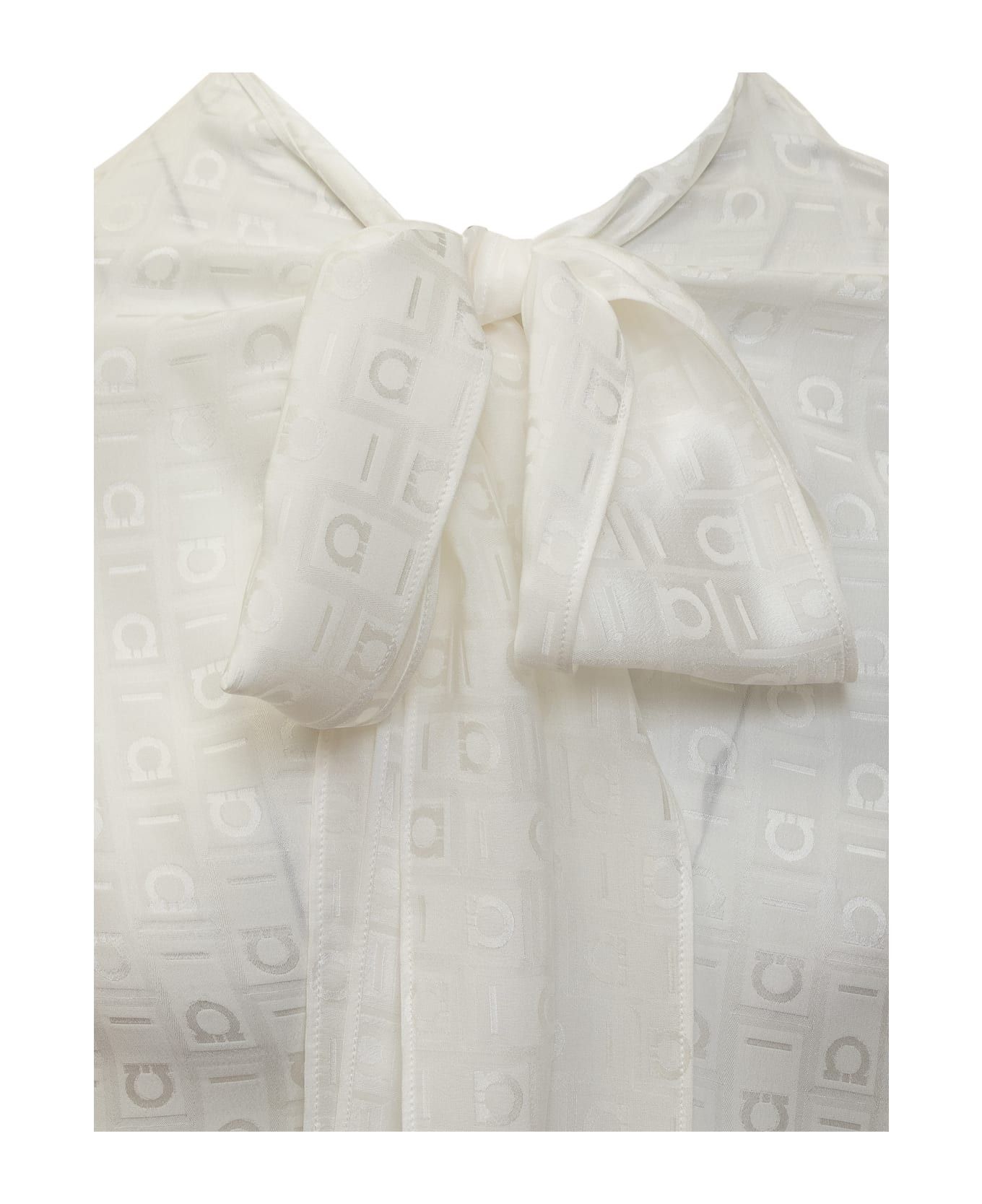 Salvatore Ferragamo o1y0426 Patterned Shirt in Off-White Size M / US 6-8 / IT 42-44 - 4 Thumbnail