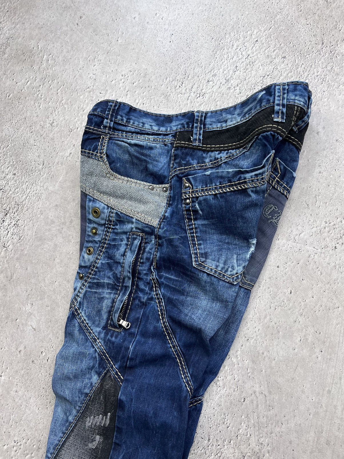 Hysteric Glamour × Japanese Brand # JUNYA WATANABE BALENCIAGA STYLE DISTRESSED JEANS Size US 32 / EU 48 - 11 Thumbnail