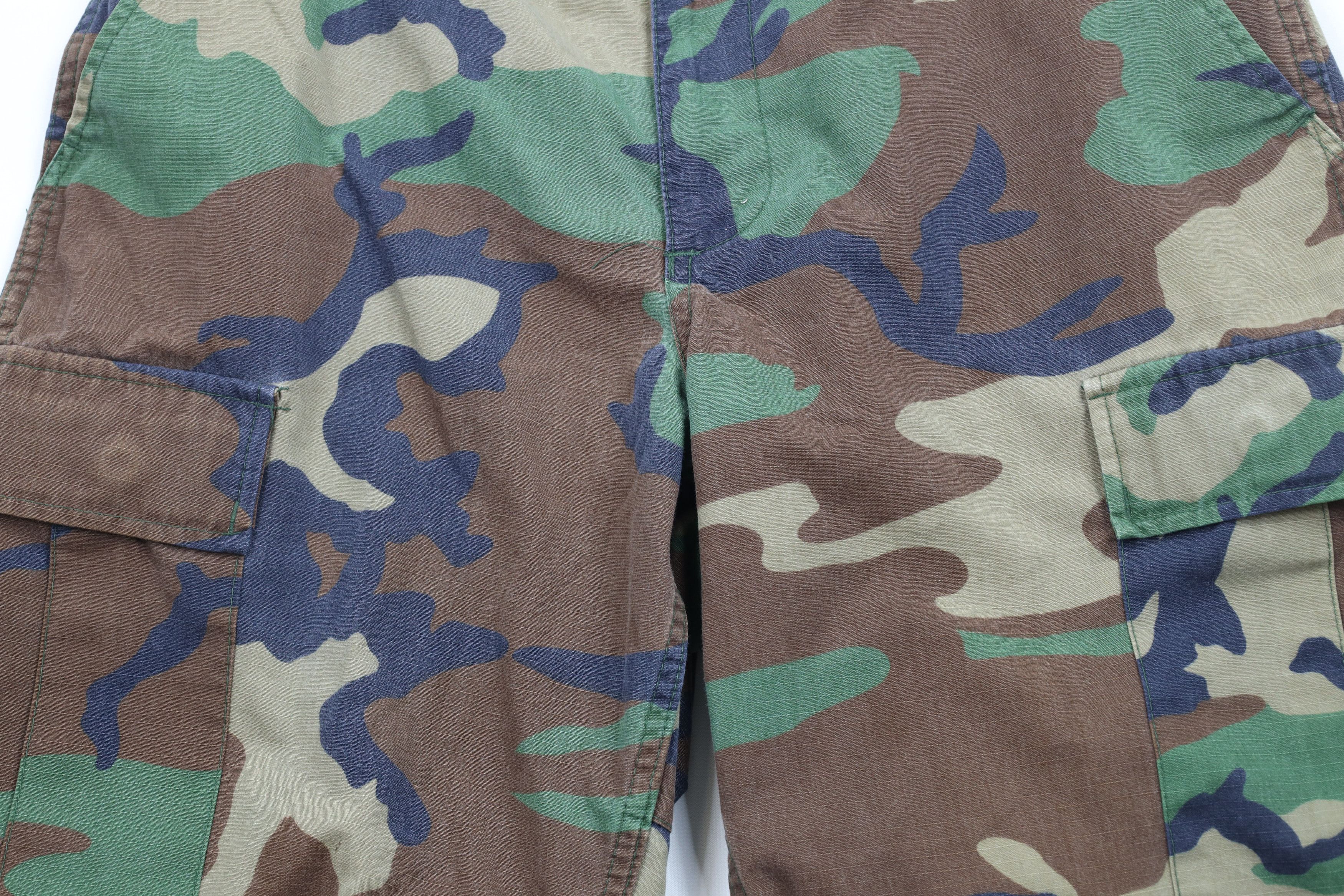 Vintage Vintage 90s Streetwear Camouflage Ripstop Cargo Shorts Size US 30 / EU 46 - 3 Thumbnail