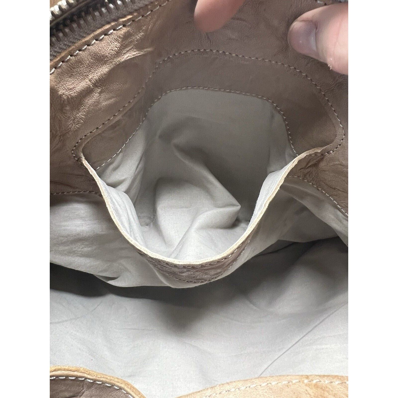 Juicy Couture Juicy Couture Messenger Bag Womens Tan Lamb Leather Tassel Size ONE SIZE - 8 Thumbnail